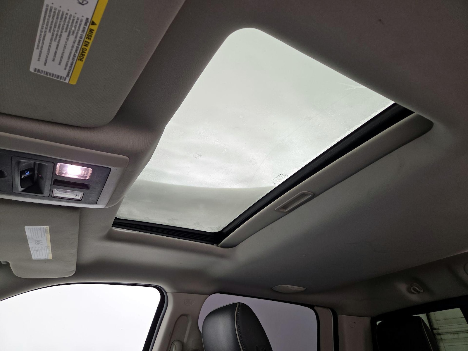2015 RAM Ram 1500 Pickup Laramie Limited - Photo 21