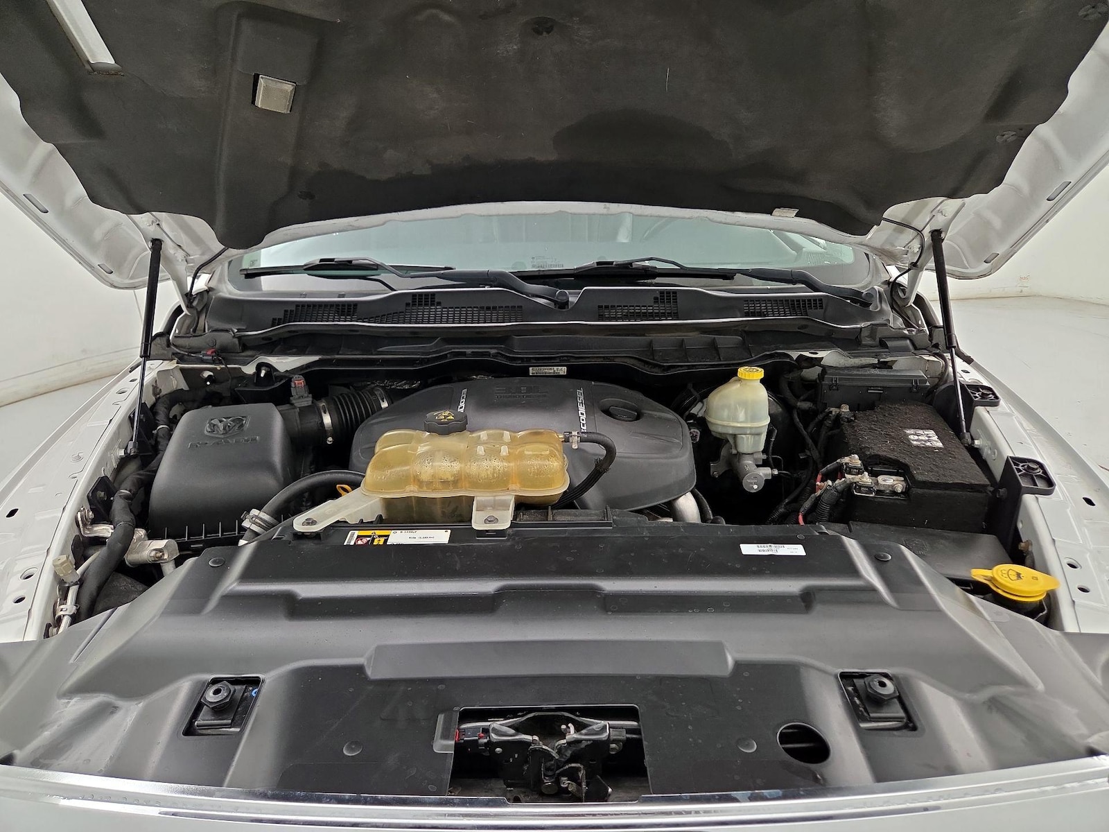 2015 RAM Ram 1500 Pickup Laramie Limited - Photo 24