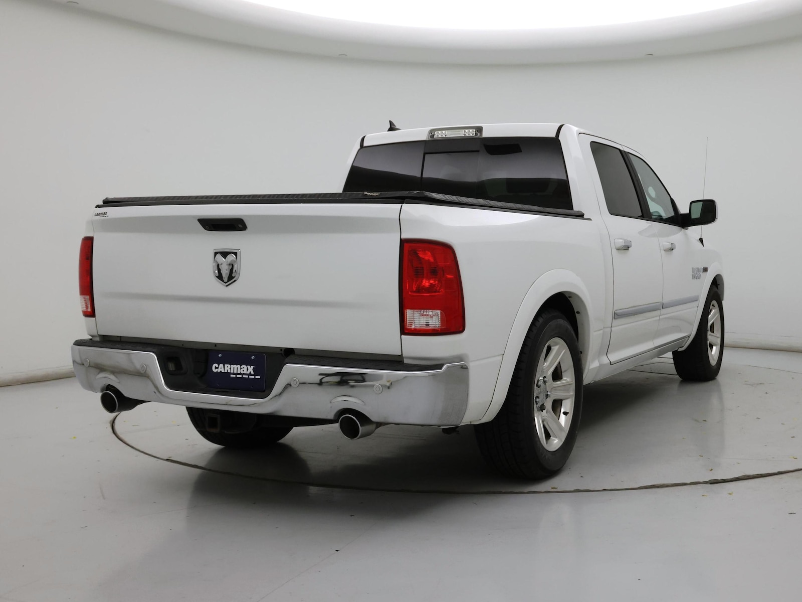2015 RAM Ram 1500 Pickup Laramie Limited - Photo 9