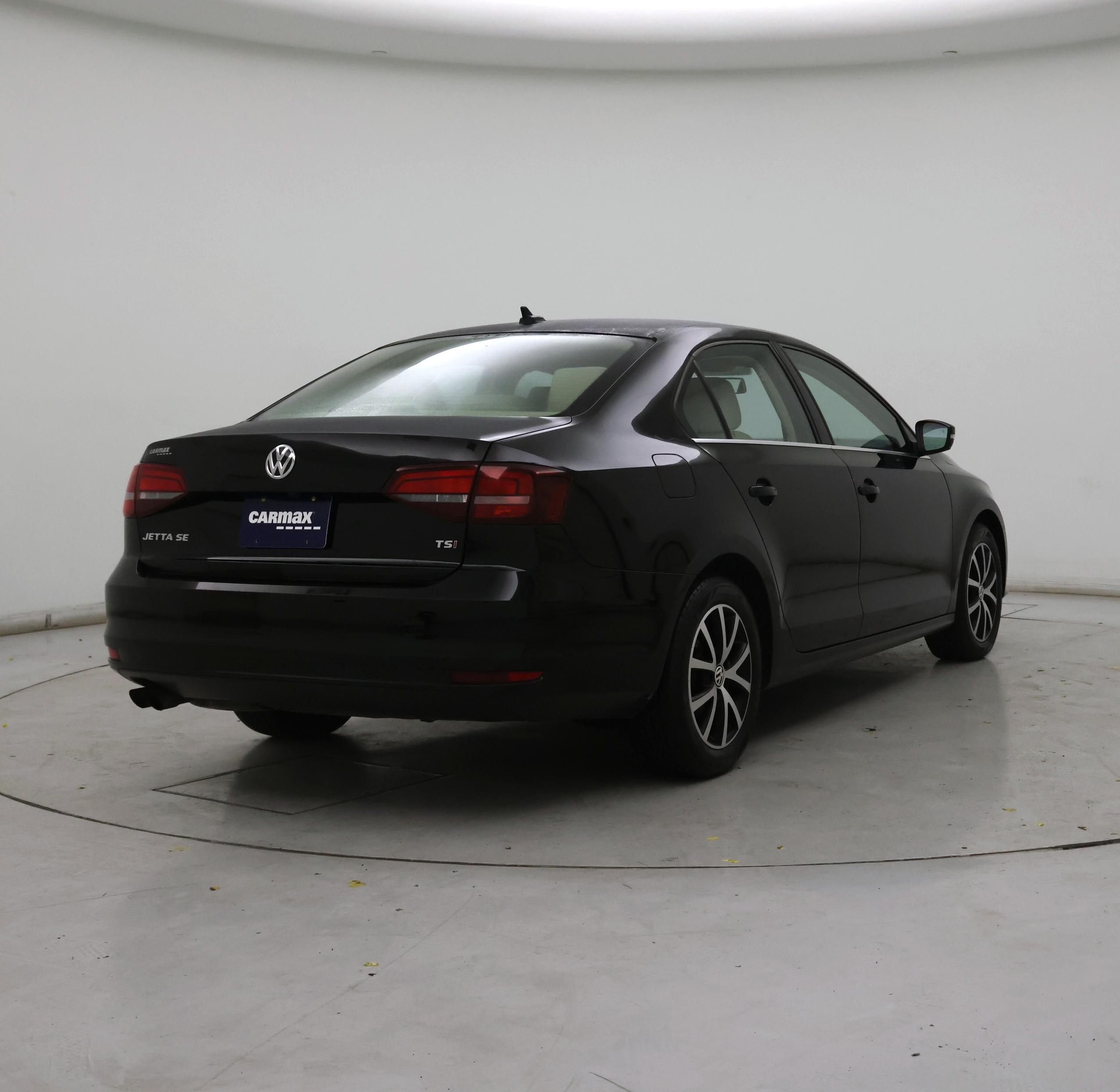 Thumbnail: 2017 Volkswagen Jetta - 8