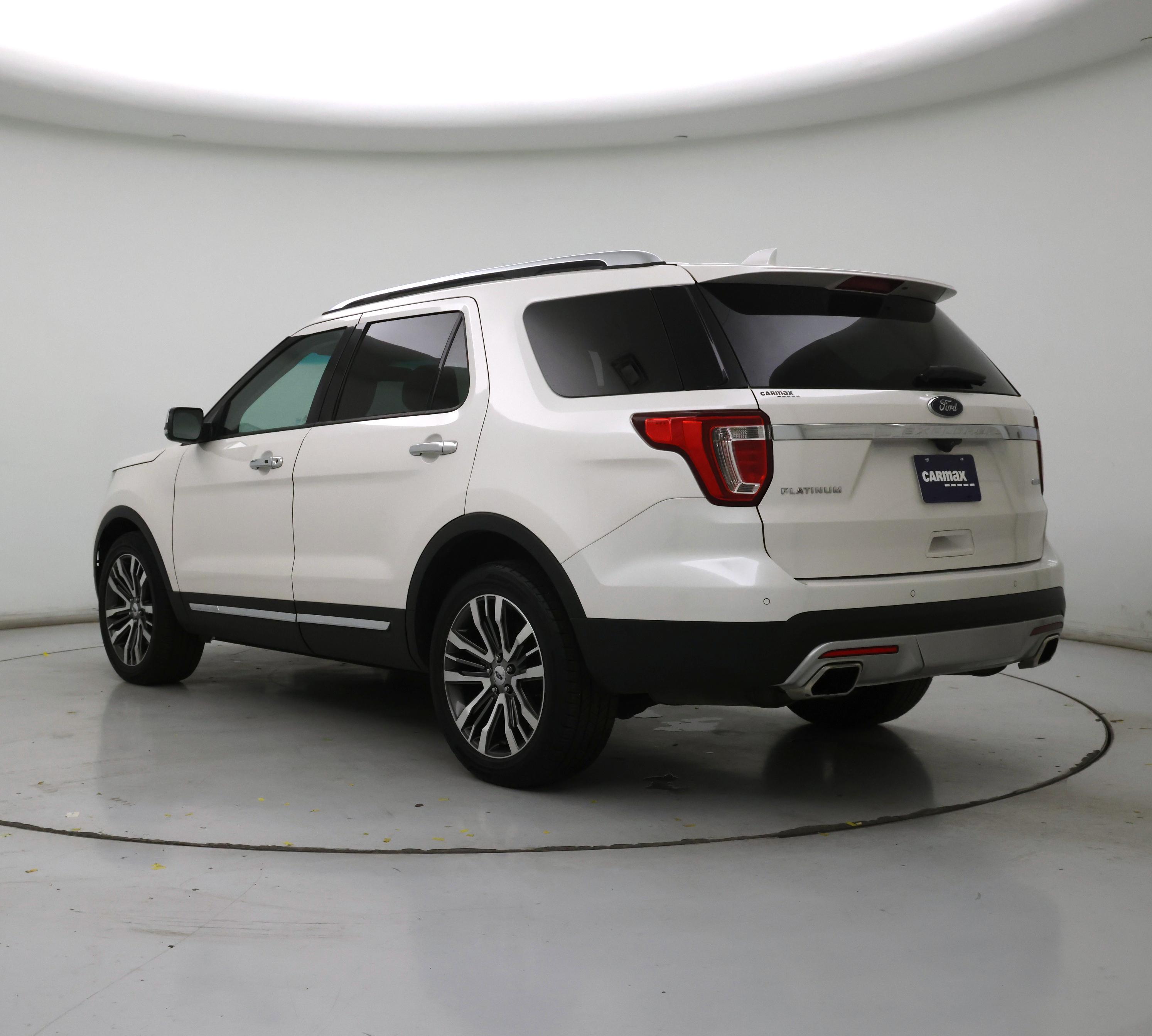 Thumbnail: 2016 Ford Explorer - 2