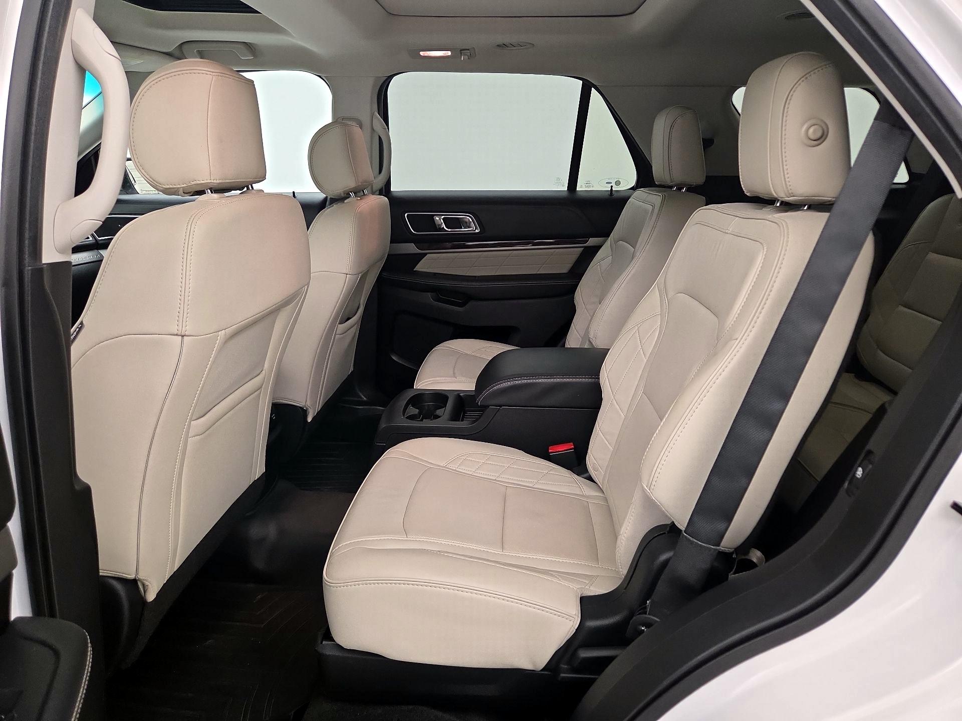 Thumbnail: 2016 Ford Explorer - 20