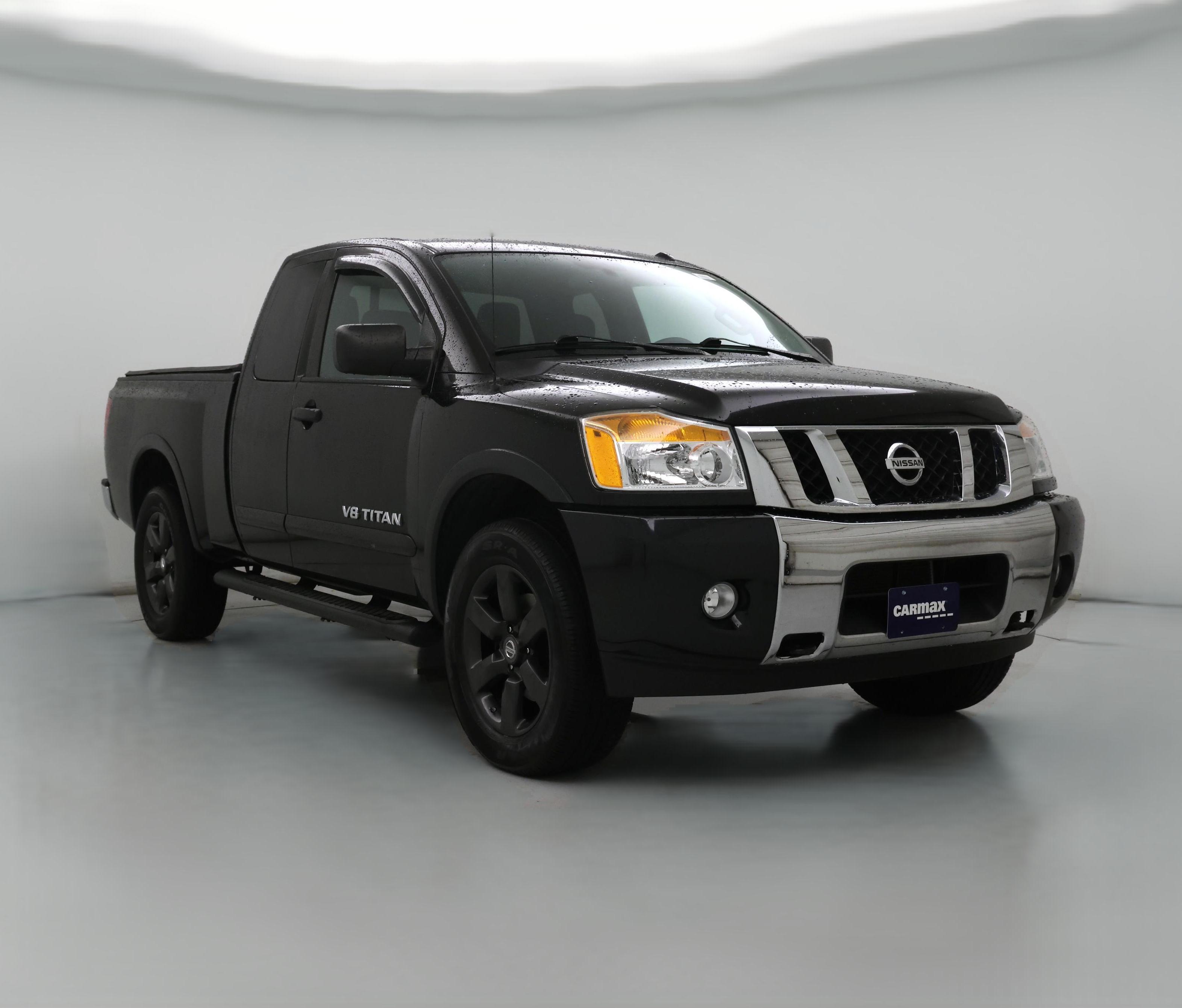 Thumbnail: 2015 Nissan Titan - 1