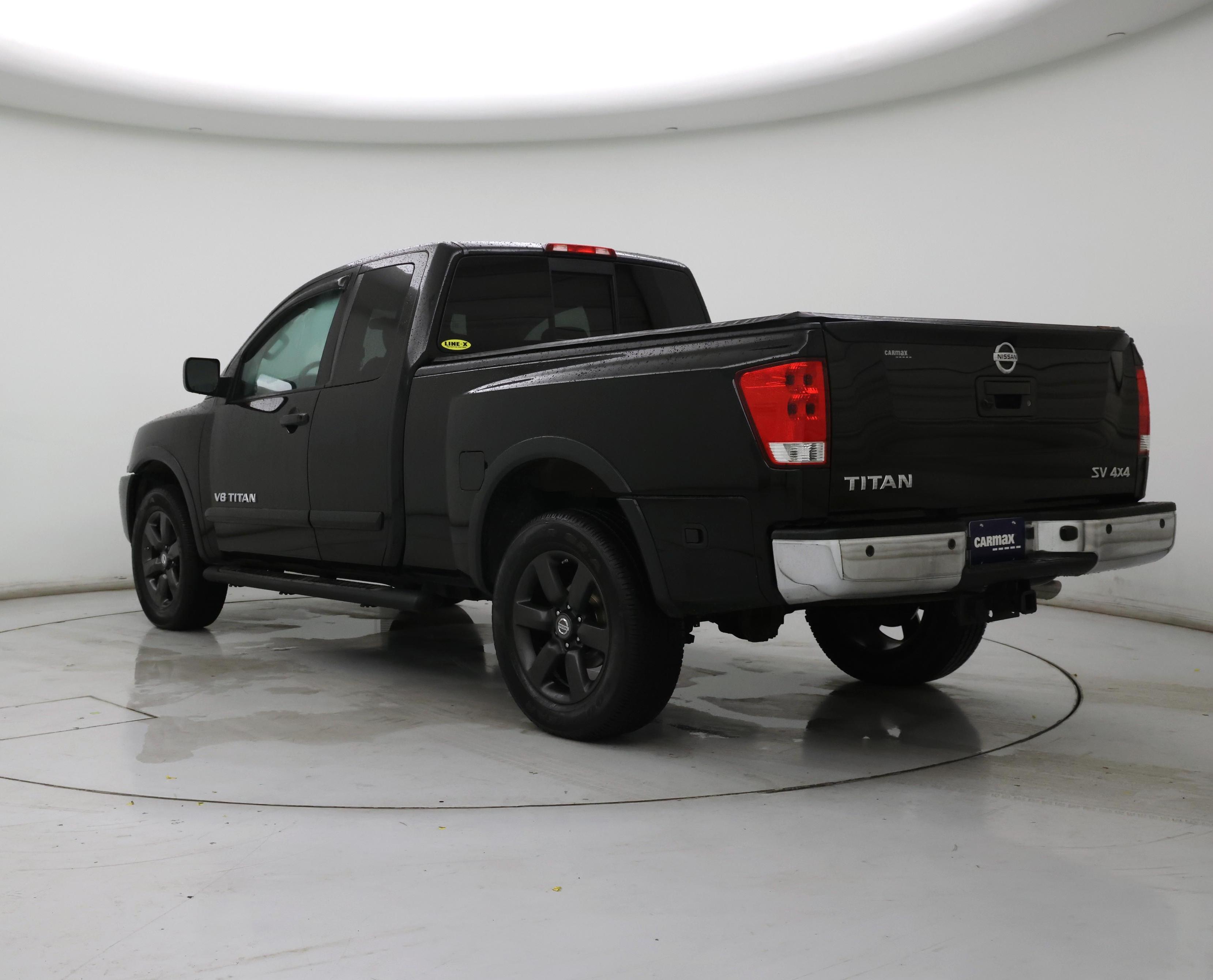 Thumbnail: 2015 Nissan Titan - 2