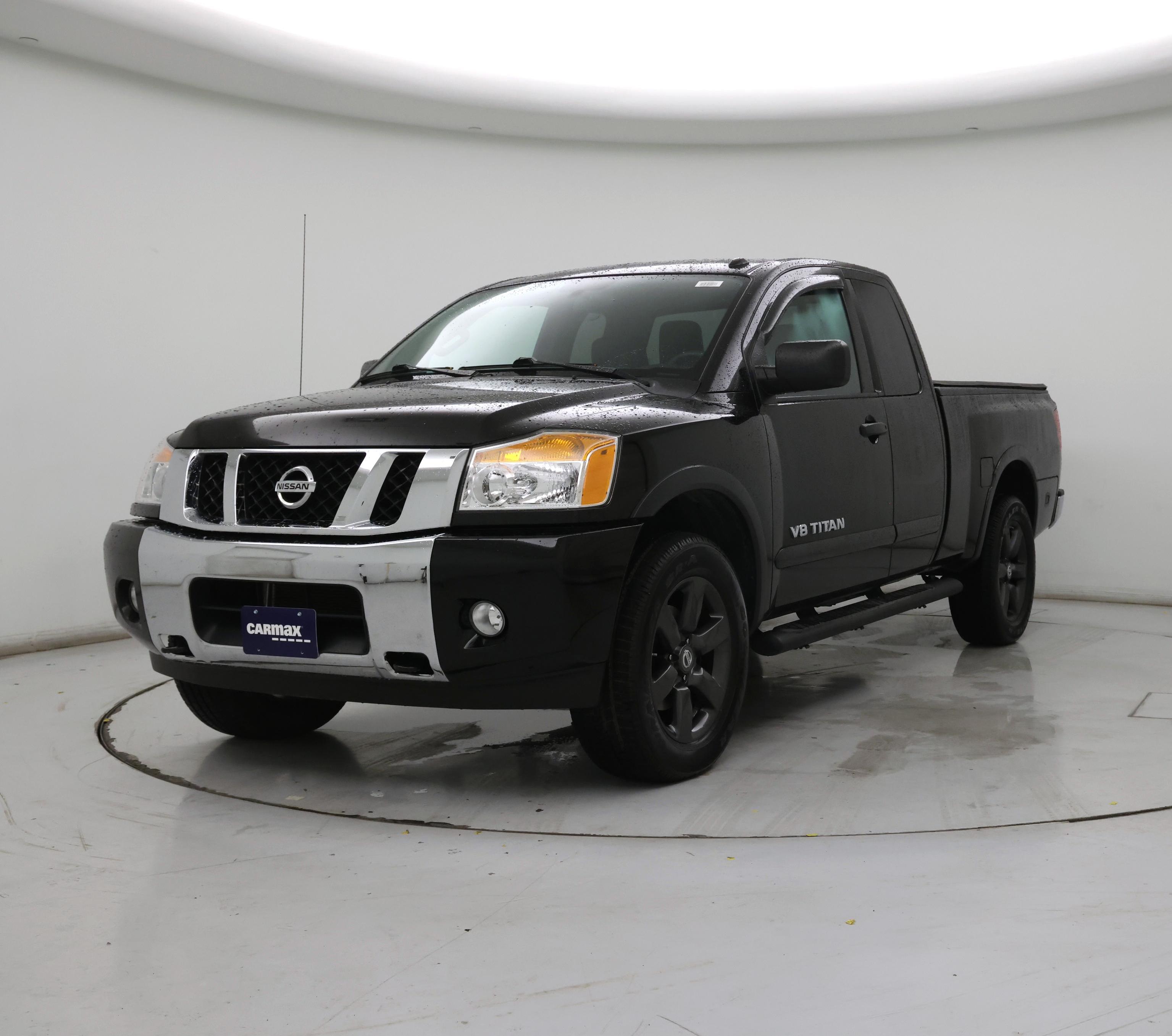 Thumbnail: 2015 Nissan Titan - 4