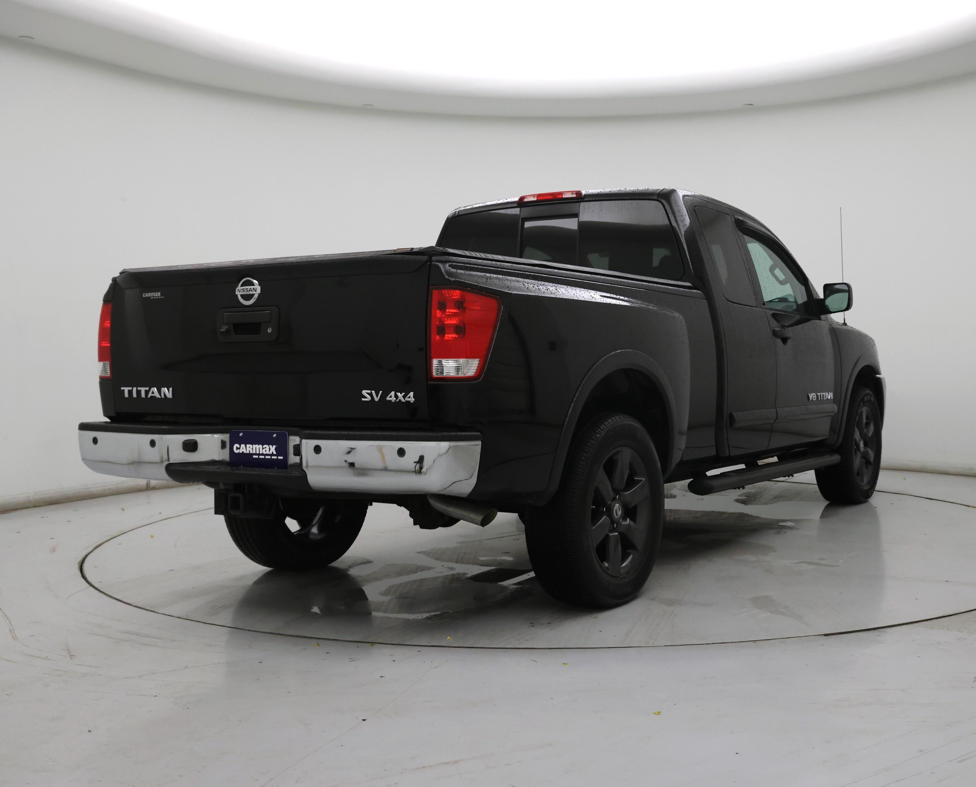 Thumbnail: 2015 Nissan Titan - 8