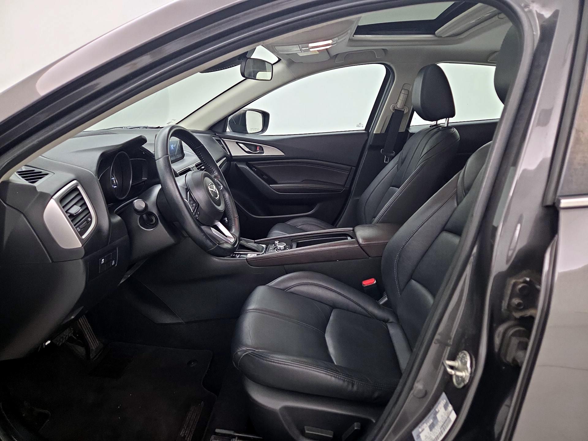 Thumbnail: 2017 Mazda Mazda3 - 11