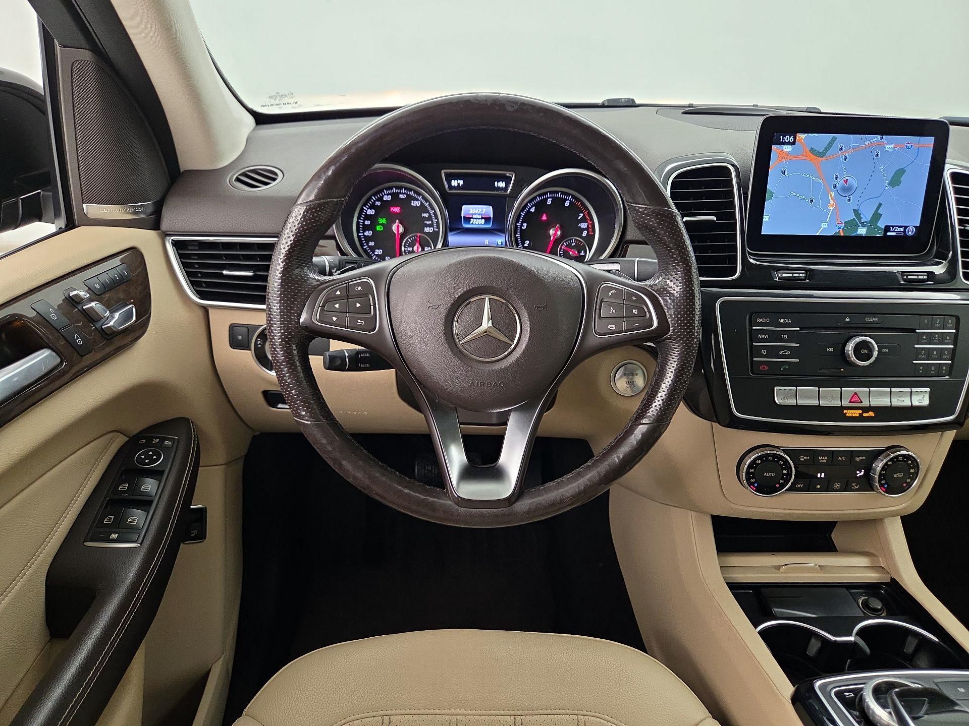 Thumbnail: 2018 Mercedes-Benz GLE - 10