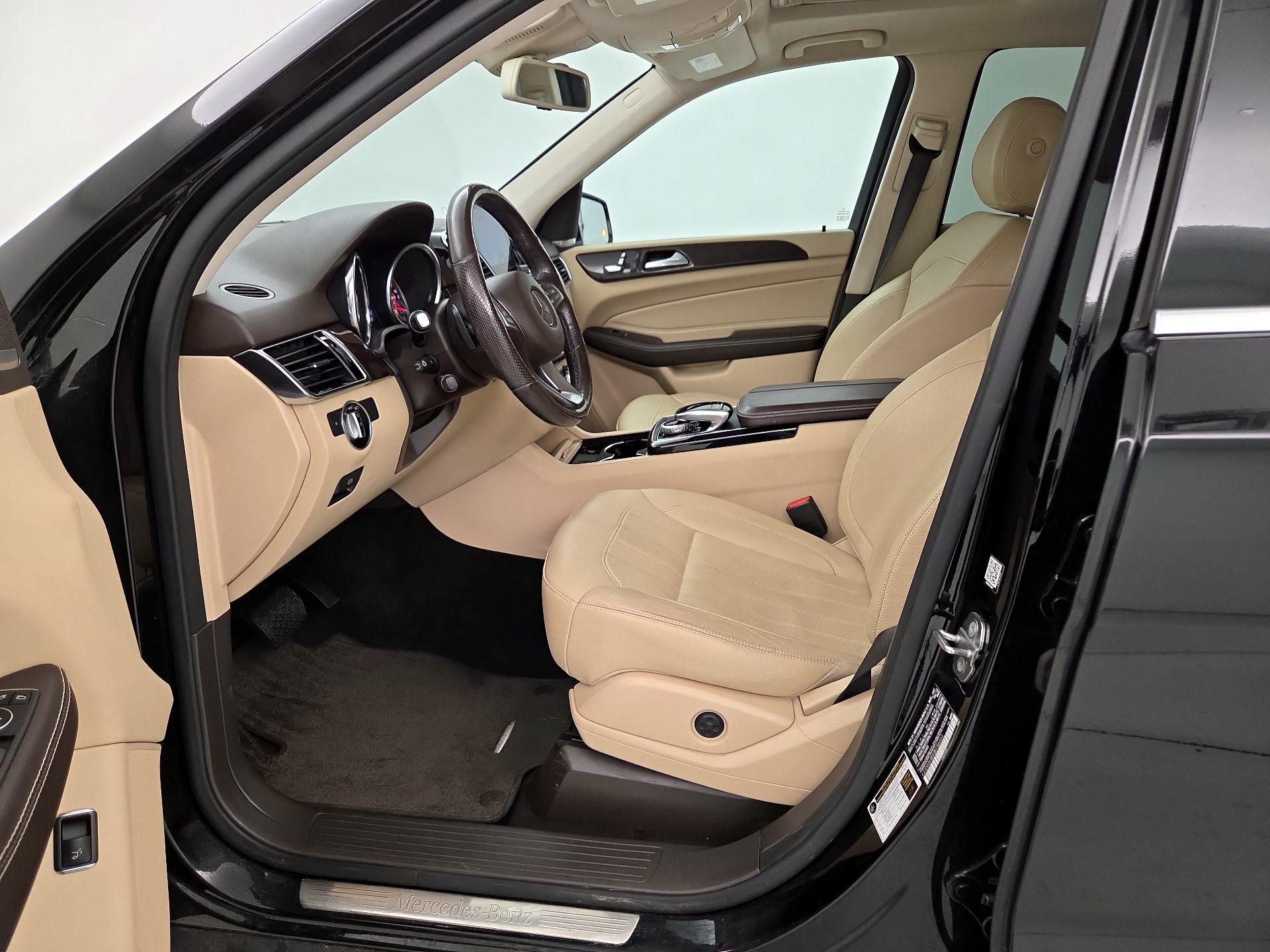 Thumbnail: 2018 Mercedes-Benz GLE - 11