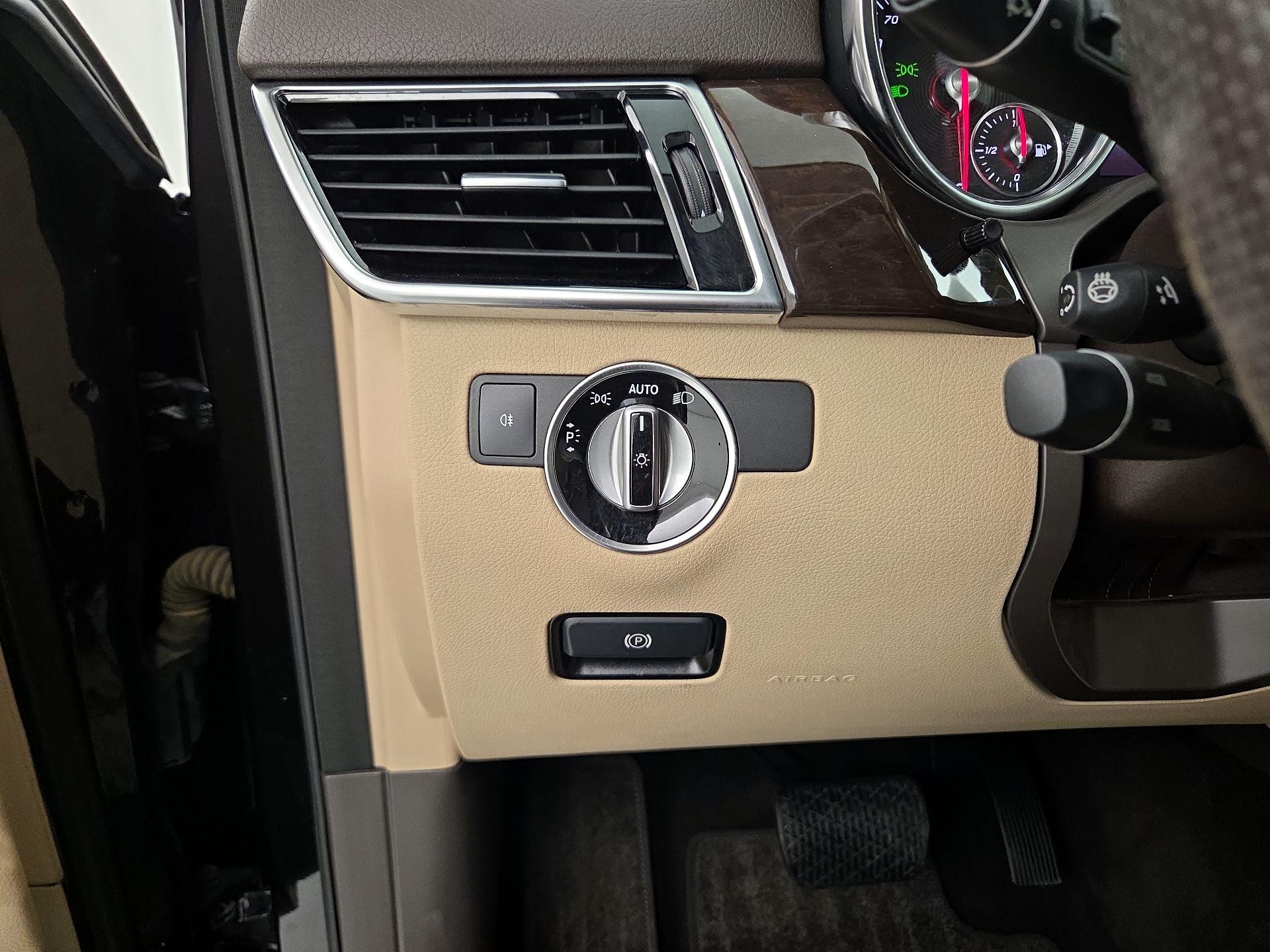 Thumbnail: 2018 Mercedes-Benz GLE - 13