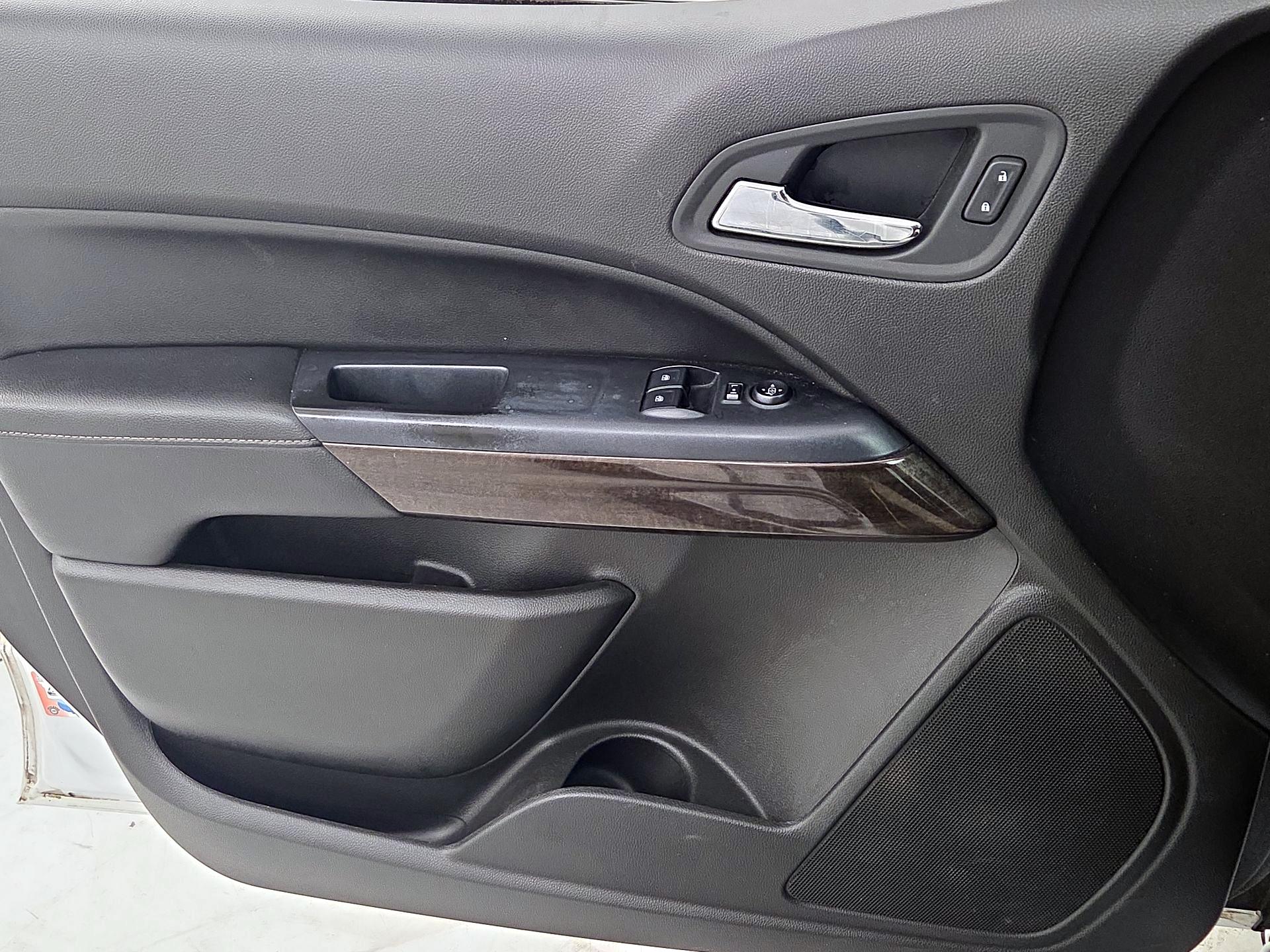 Thumbnail: 2016 GMC Canyon - 10