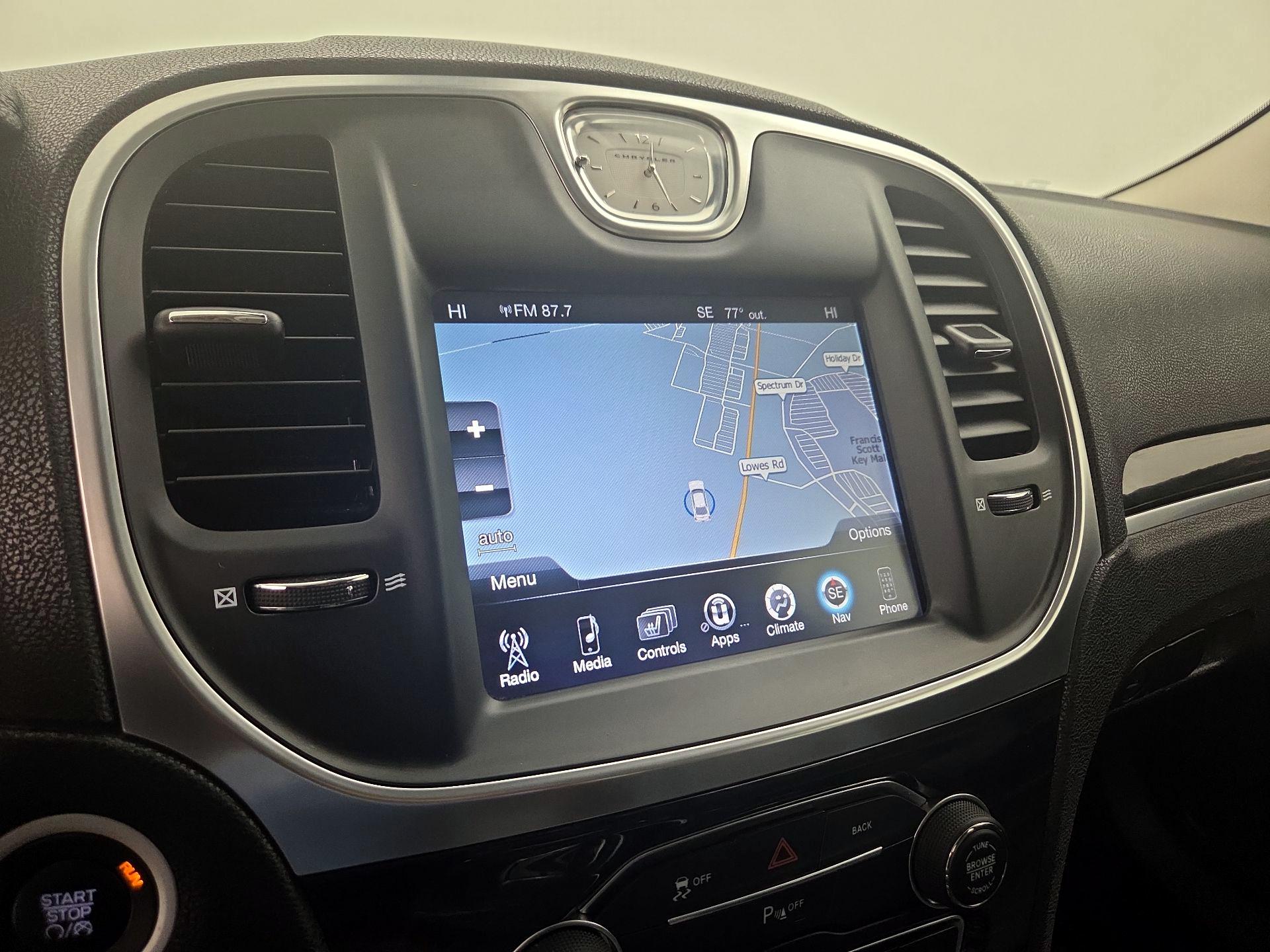 Thumbnail: 2015 Chrysler 300 - 14