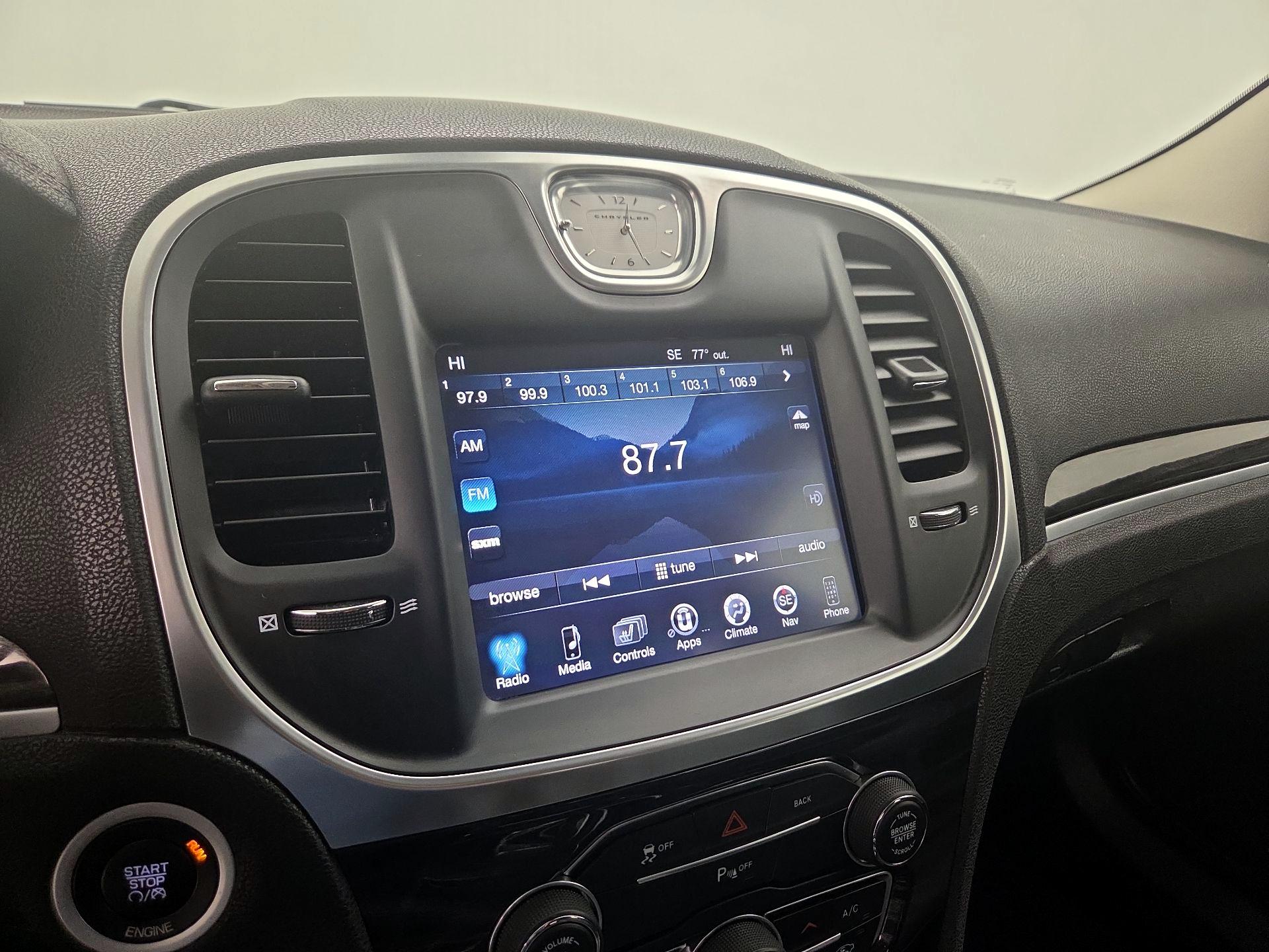 Thumbnail: 2015 Chrysler 300 - 16