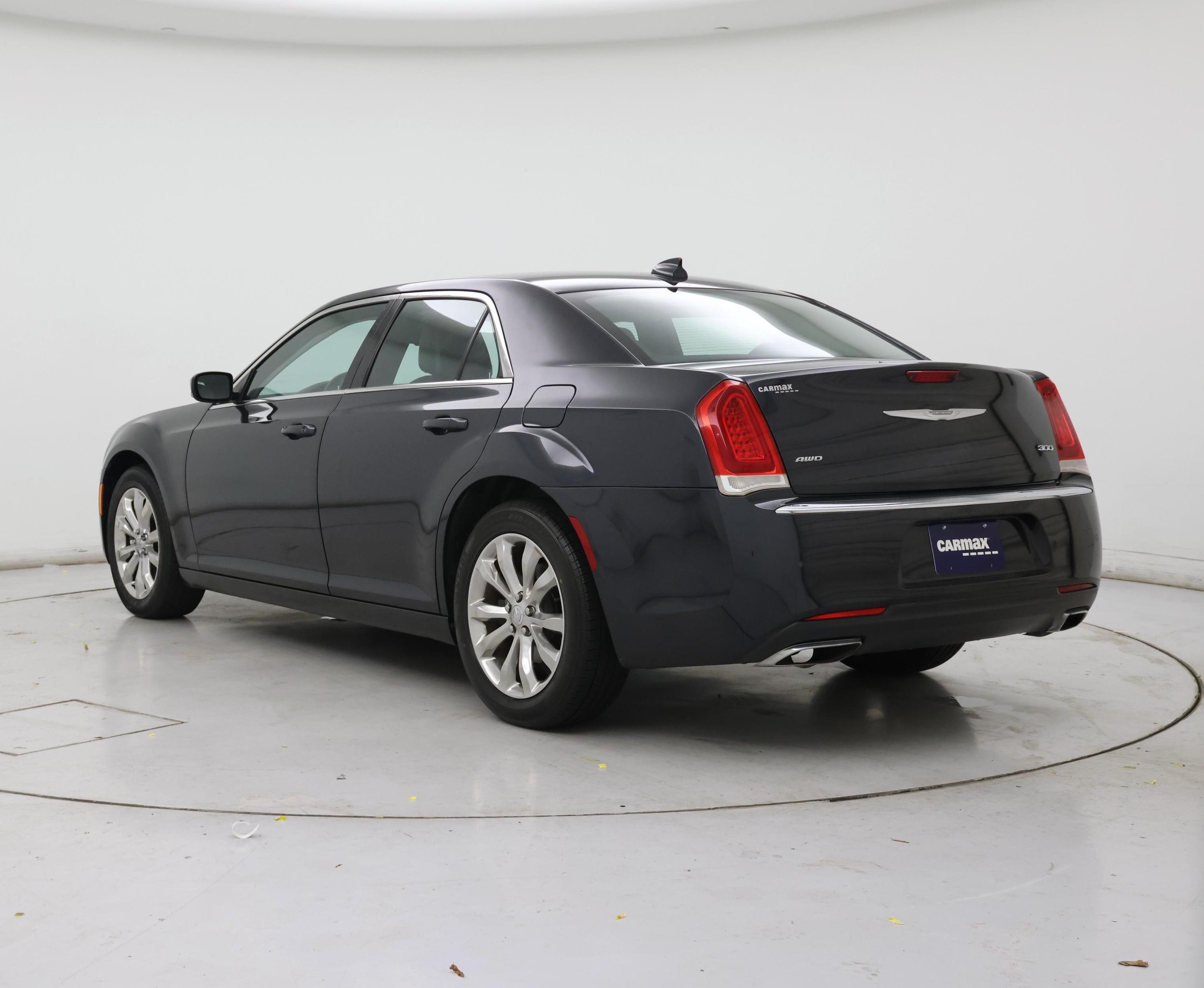 Thumbnail: 2015 Chrysler 300 - 2