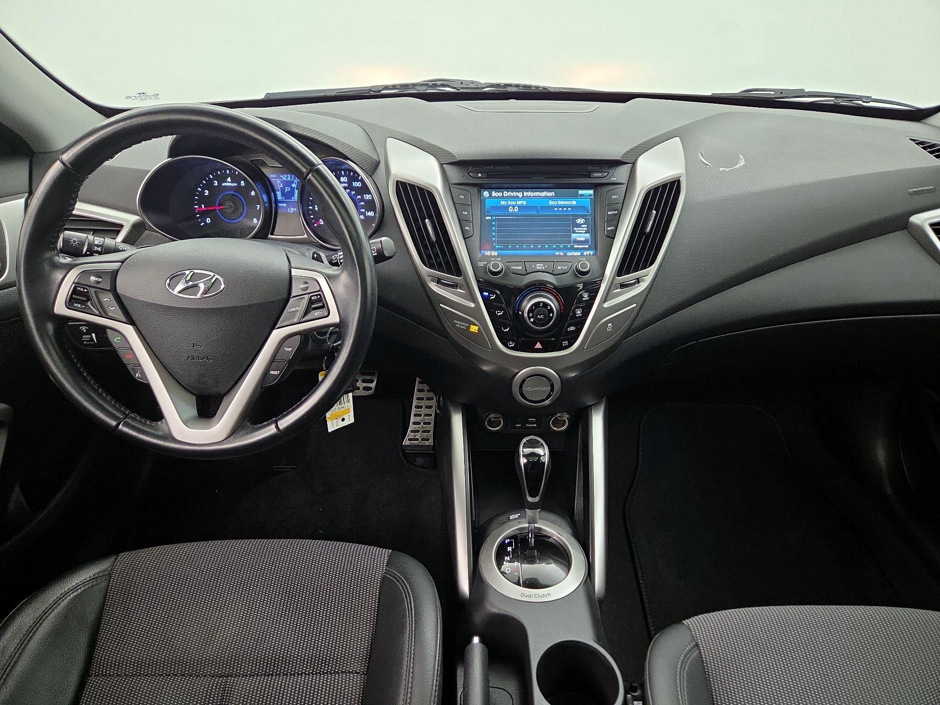 Thumbnail: 2015 Hyundai Veloster - 9