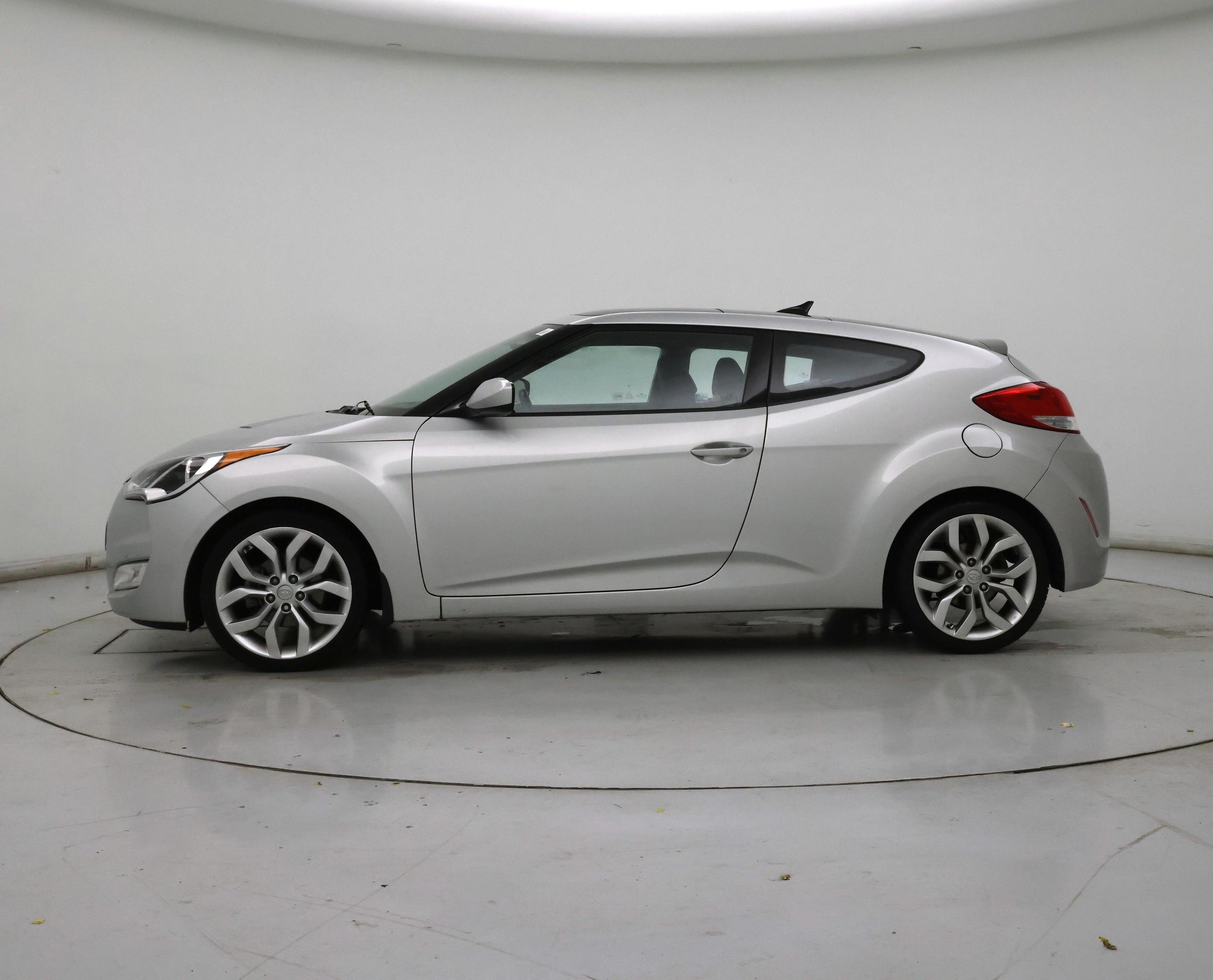 Thumbnail: 2015 Hyundai Veloster - 3