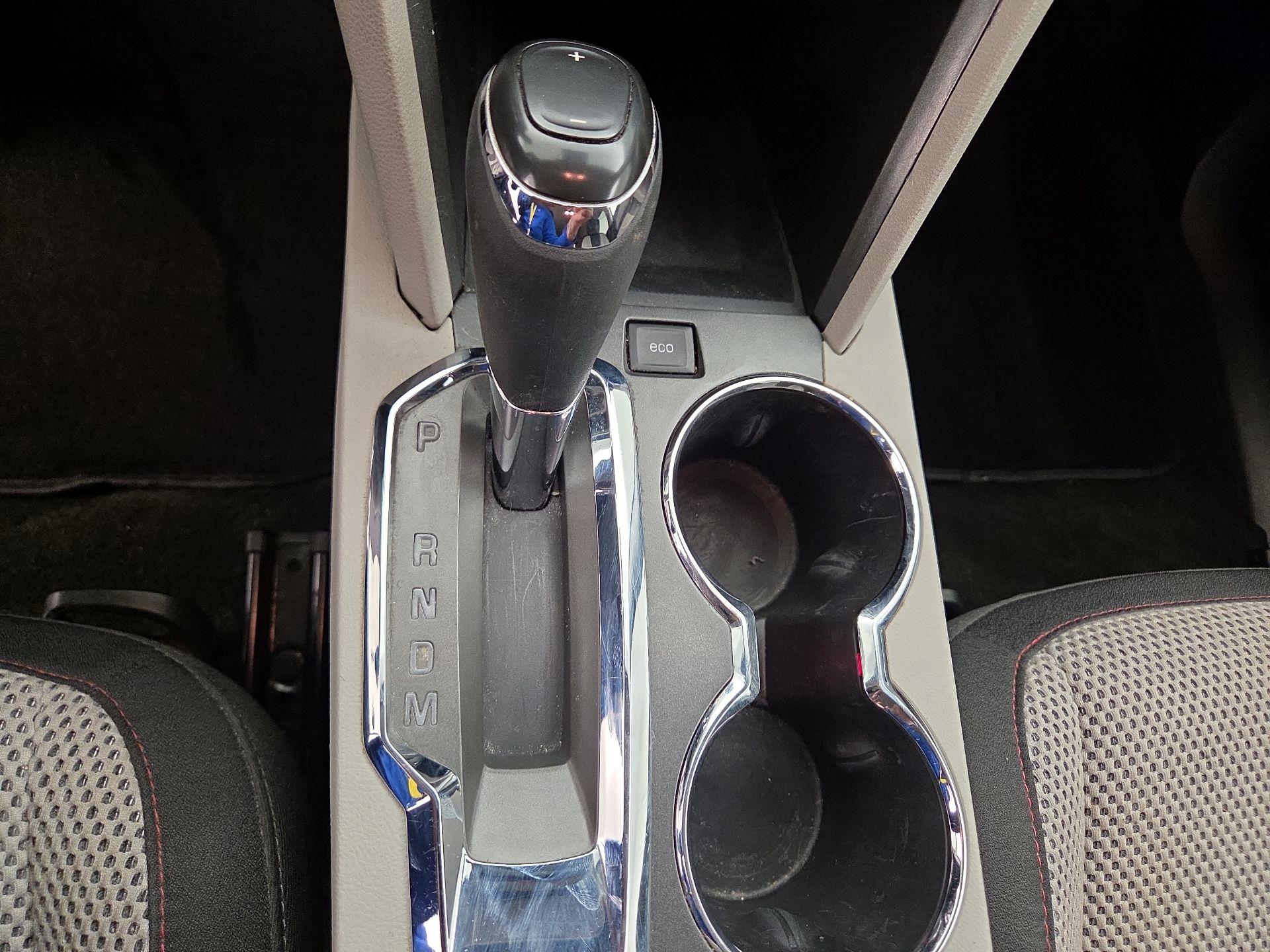 Thumbnail: 2017 GMC Terrain - 16