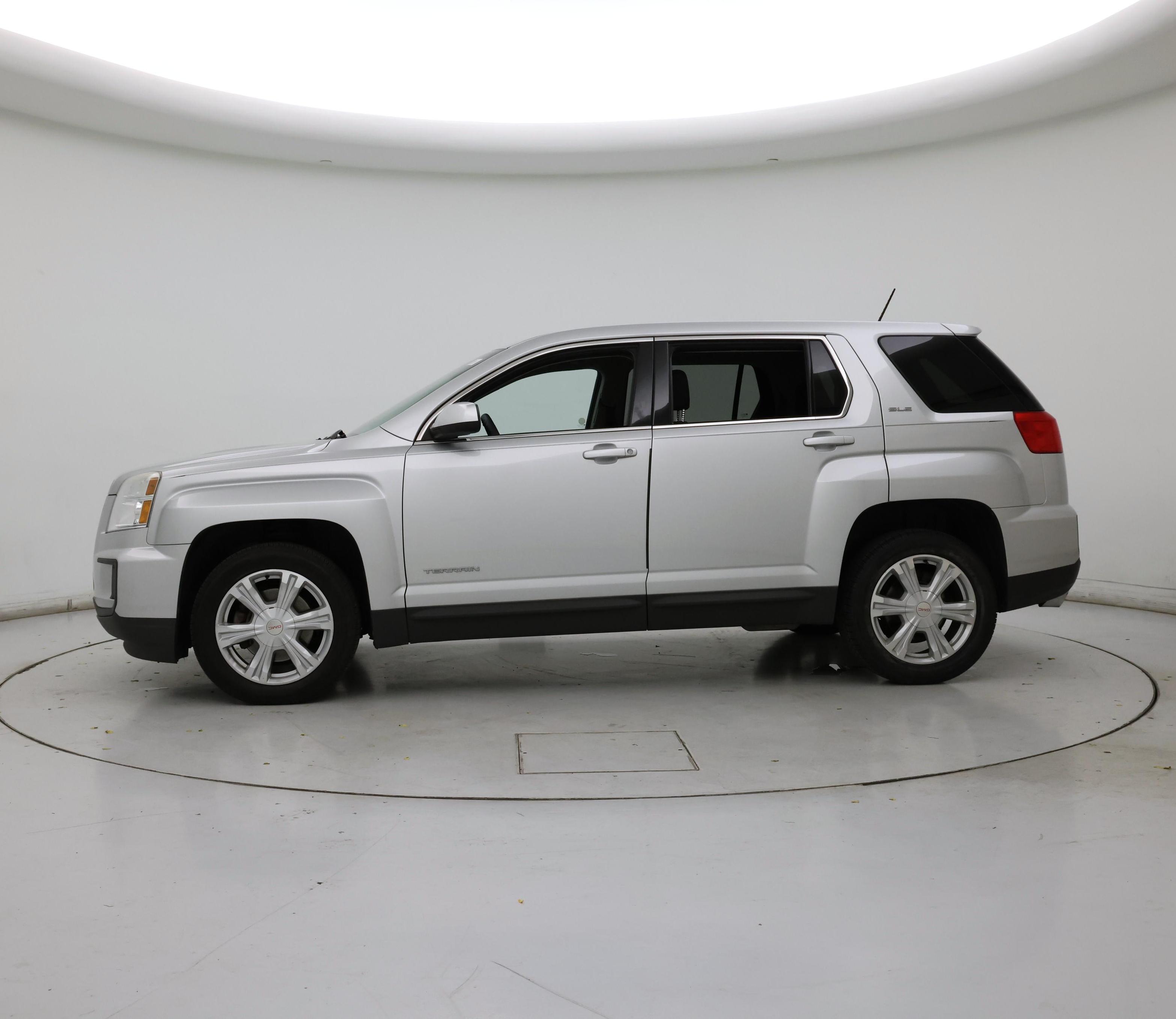 Thumbnail: 2017 GMC Terrain - 3