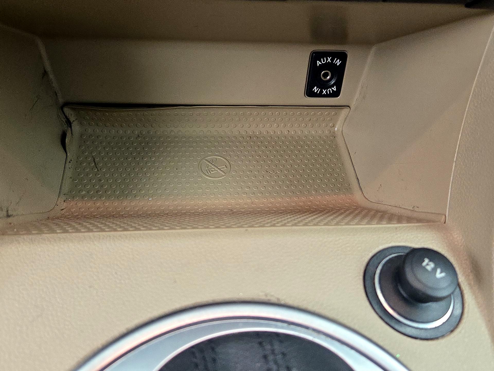 Thumbnail: 2014 Volkswagen Beetle - 17