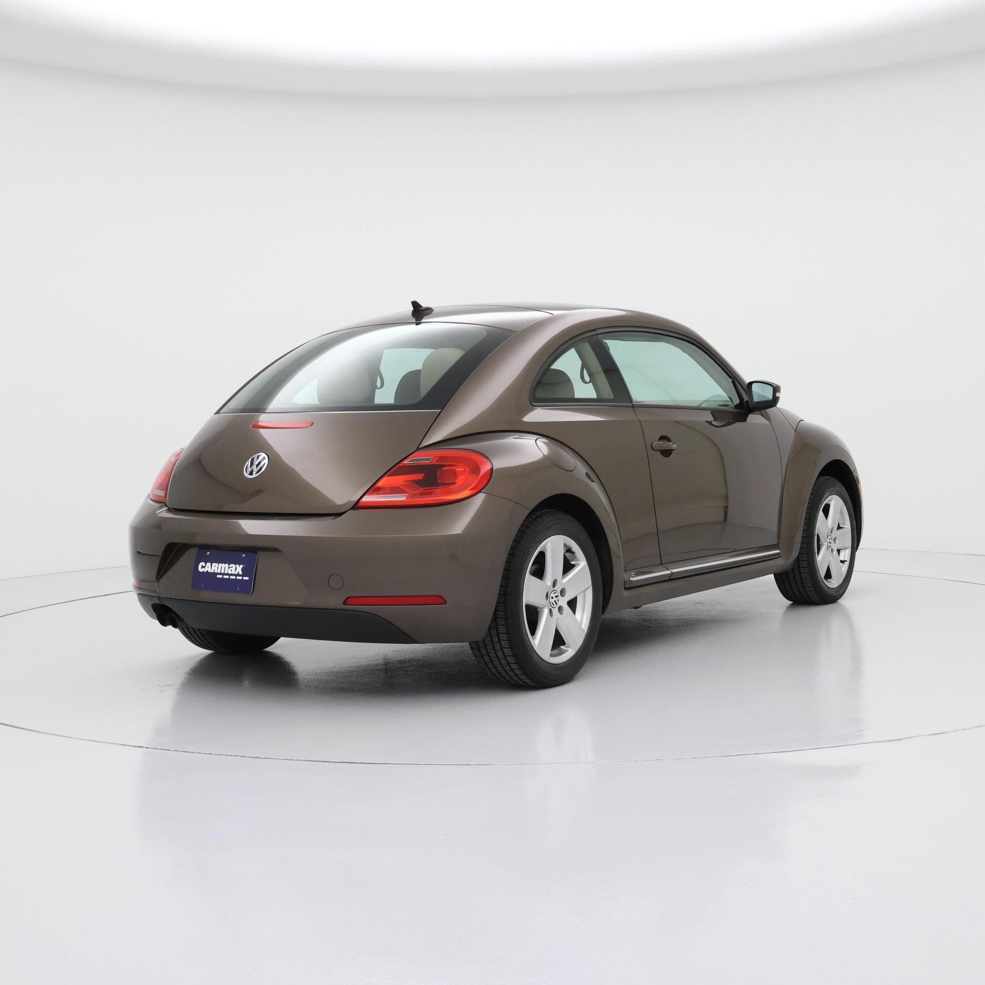 Thumbnail: 2014 Volkswagen Beetle - 8