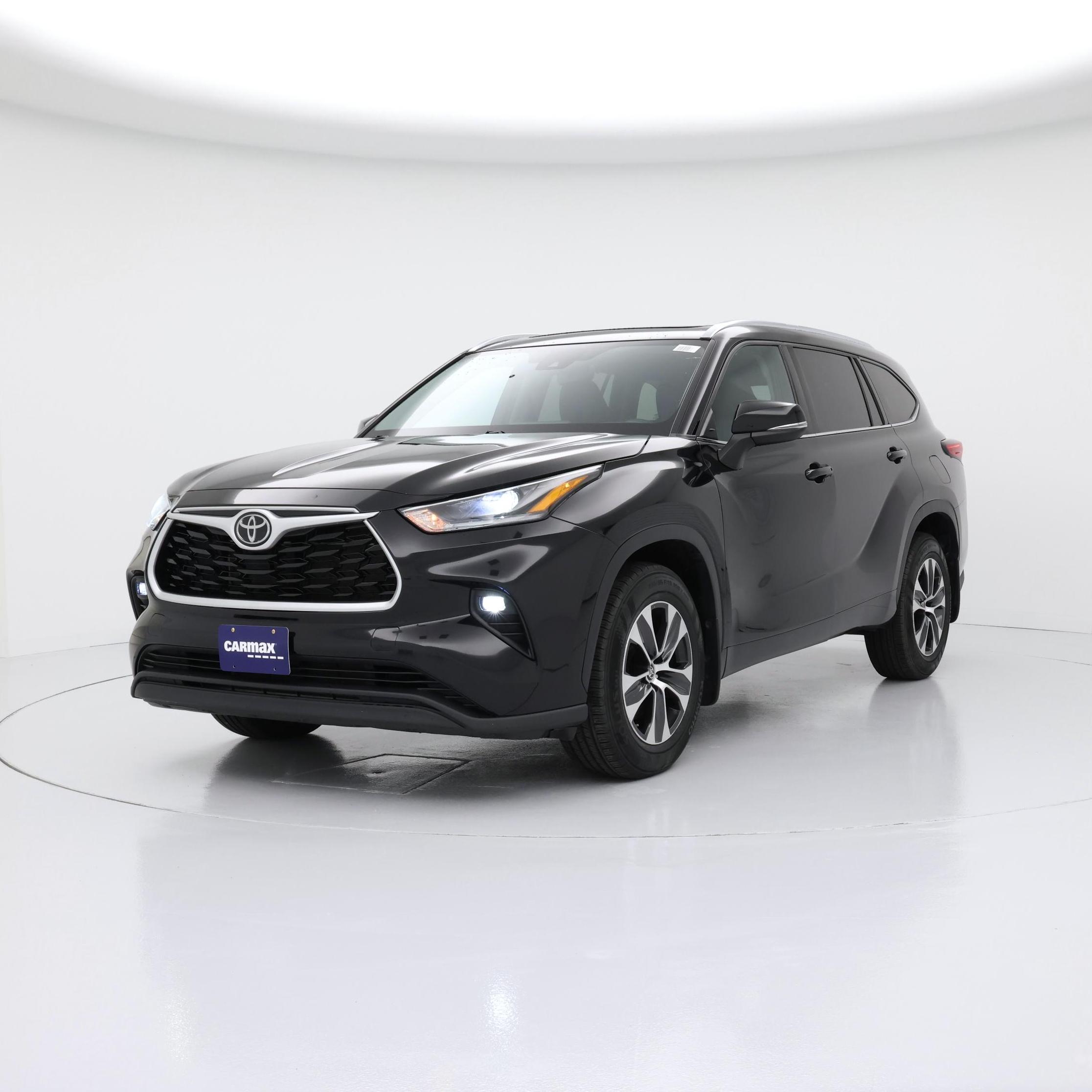 Thumbnail: 2021 Toyota Highlander - 4