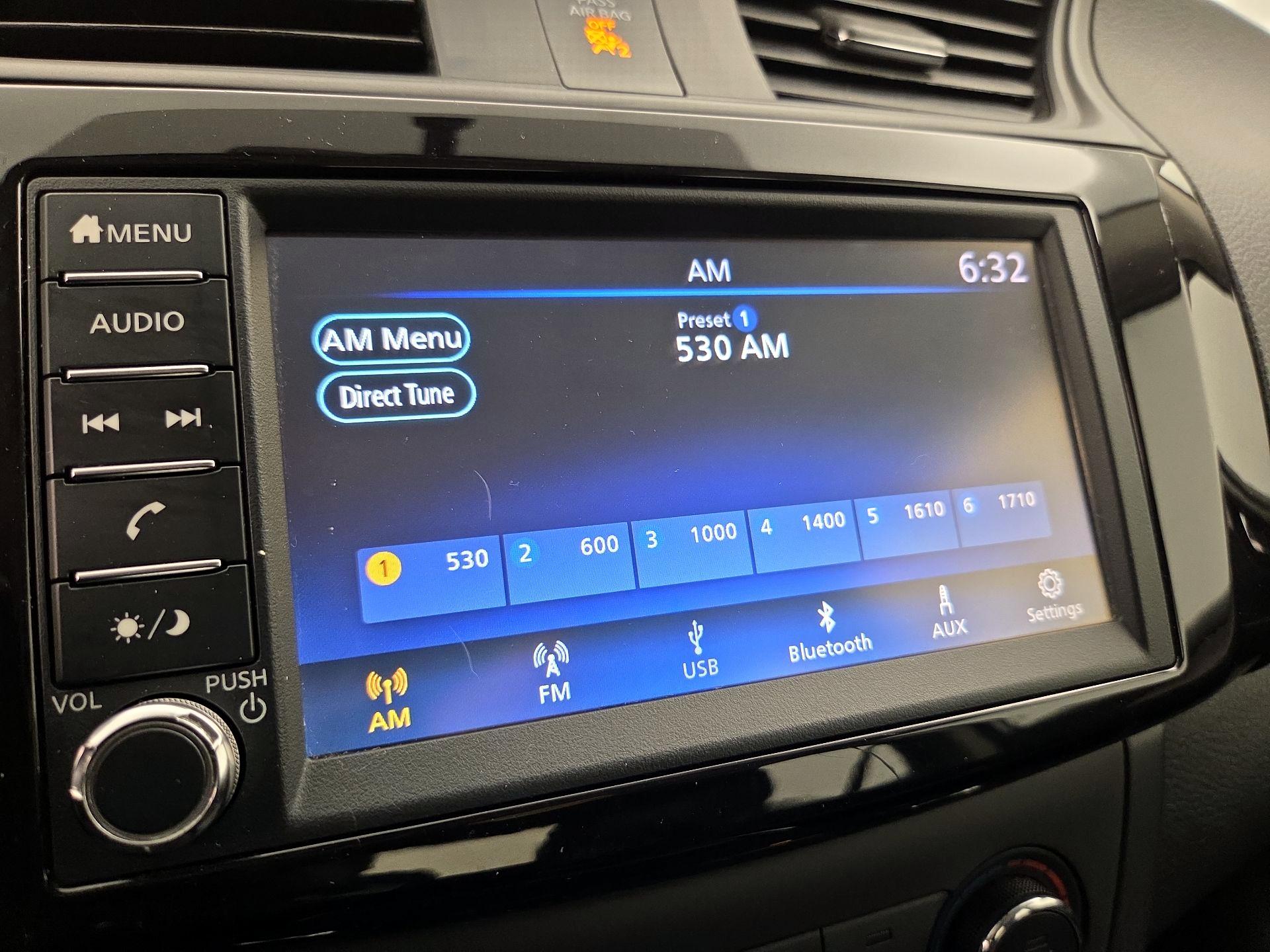 Thumbnail: 2019 Nissan Sentra - 15