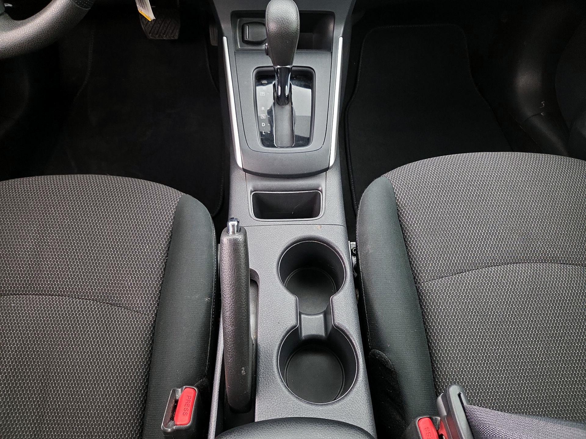 Thumbnail: 2019 Nissan Sentra - 17