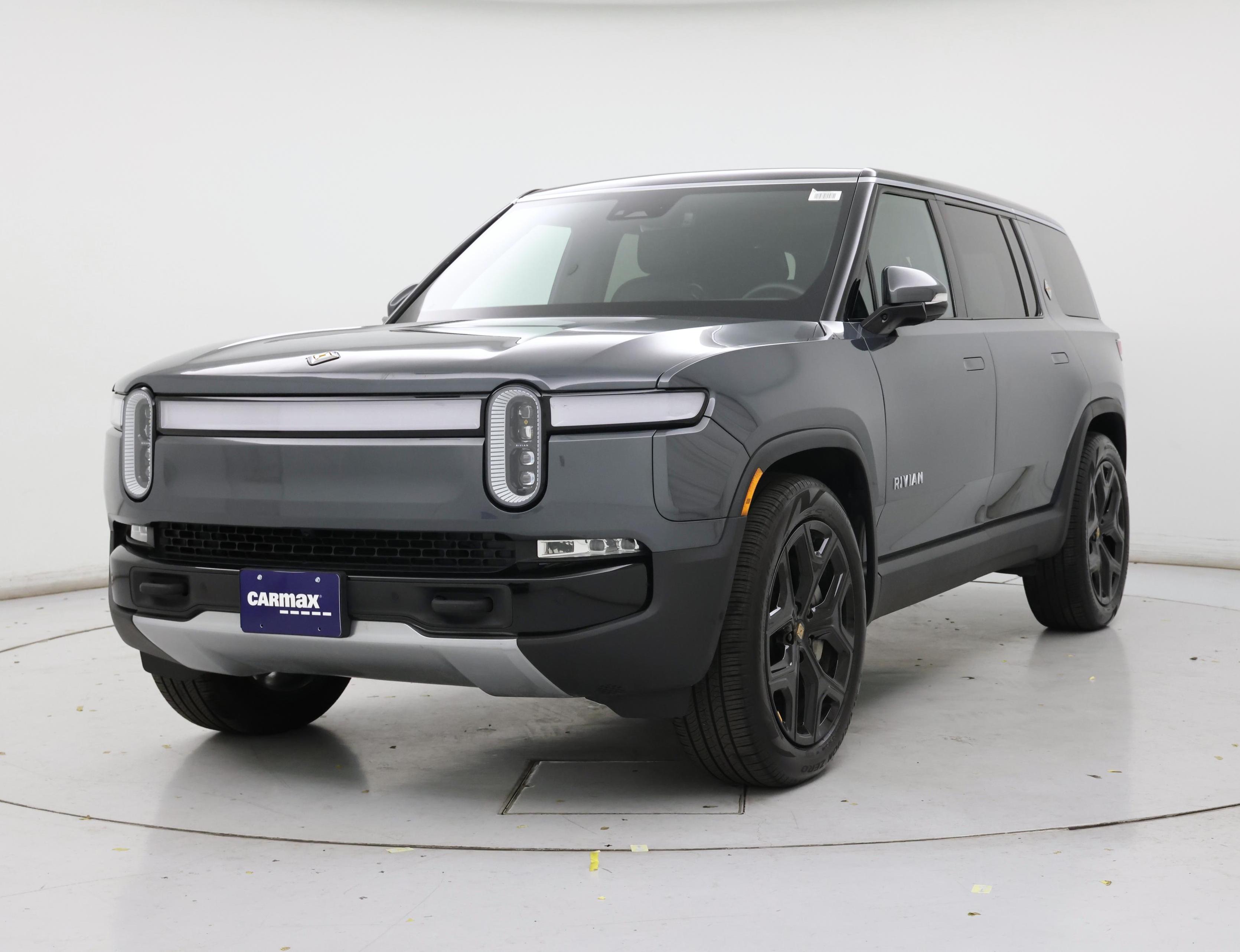 Thumbnail: 2024 Rivian R1S - 4