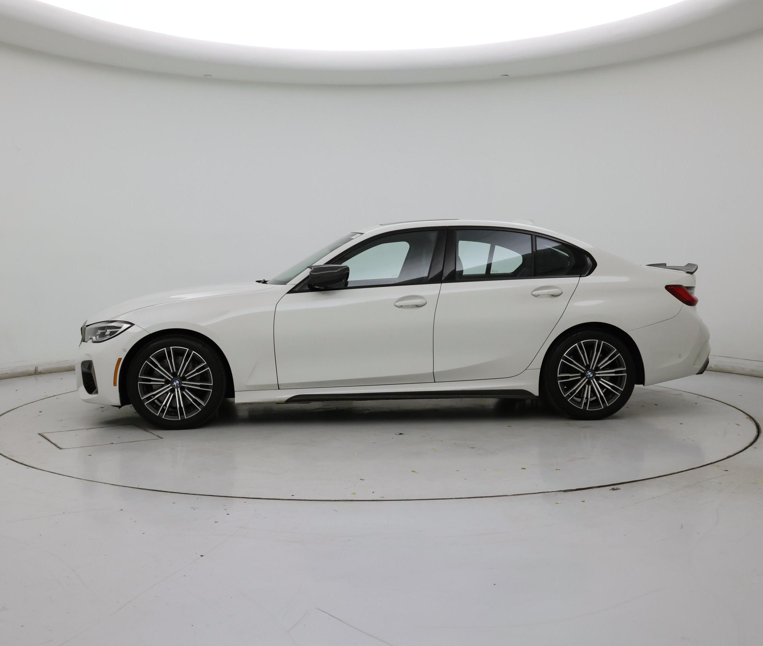 Thumbnail: 2020 BMW 3 Series - 3