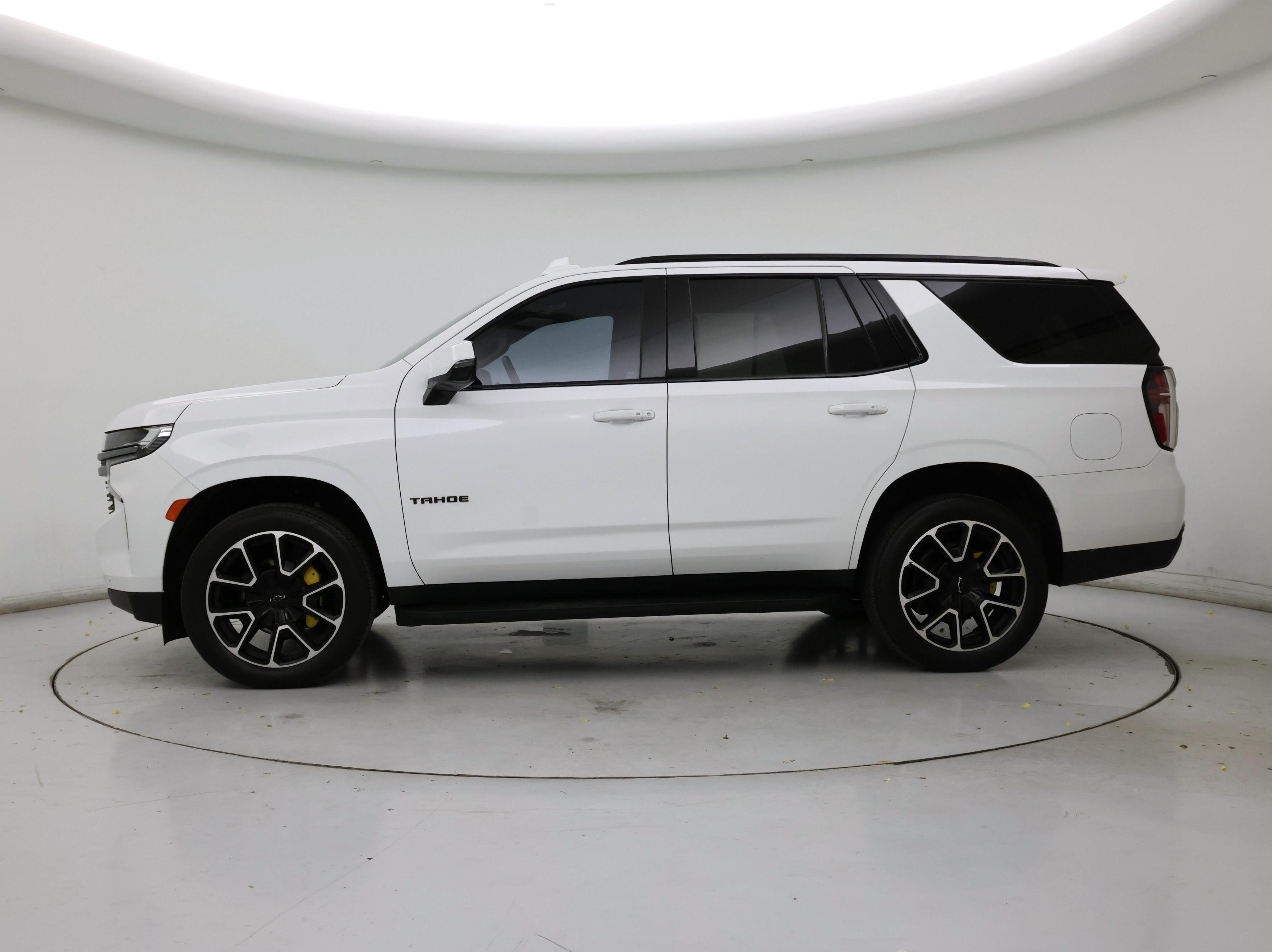 Thumbnail: 2022 Chevrolet Tahoe - 3