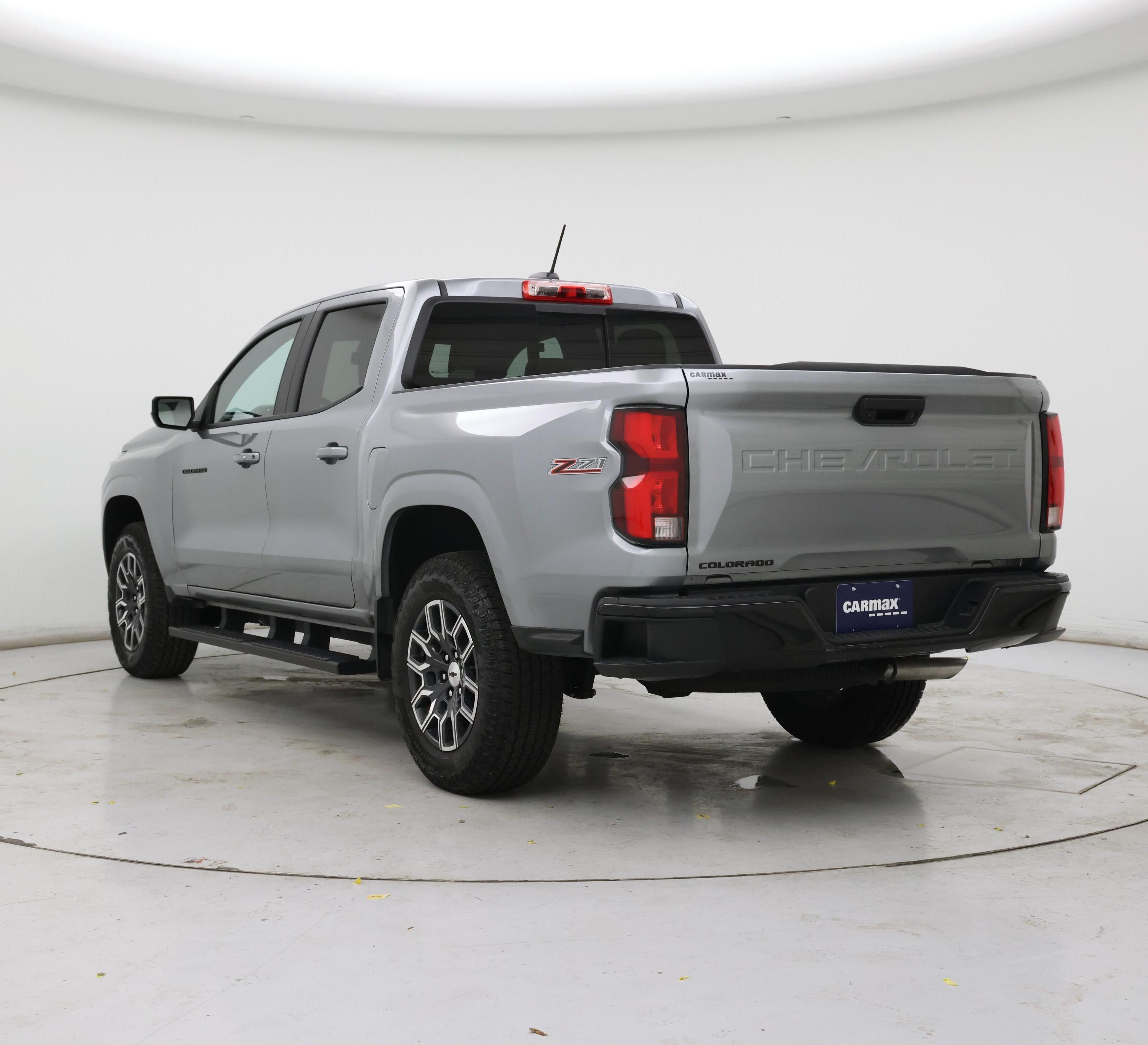 Thumbnail: 2024 Chevrolet Colorado - 2