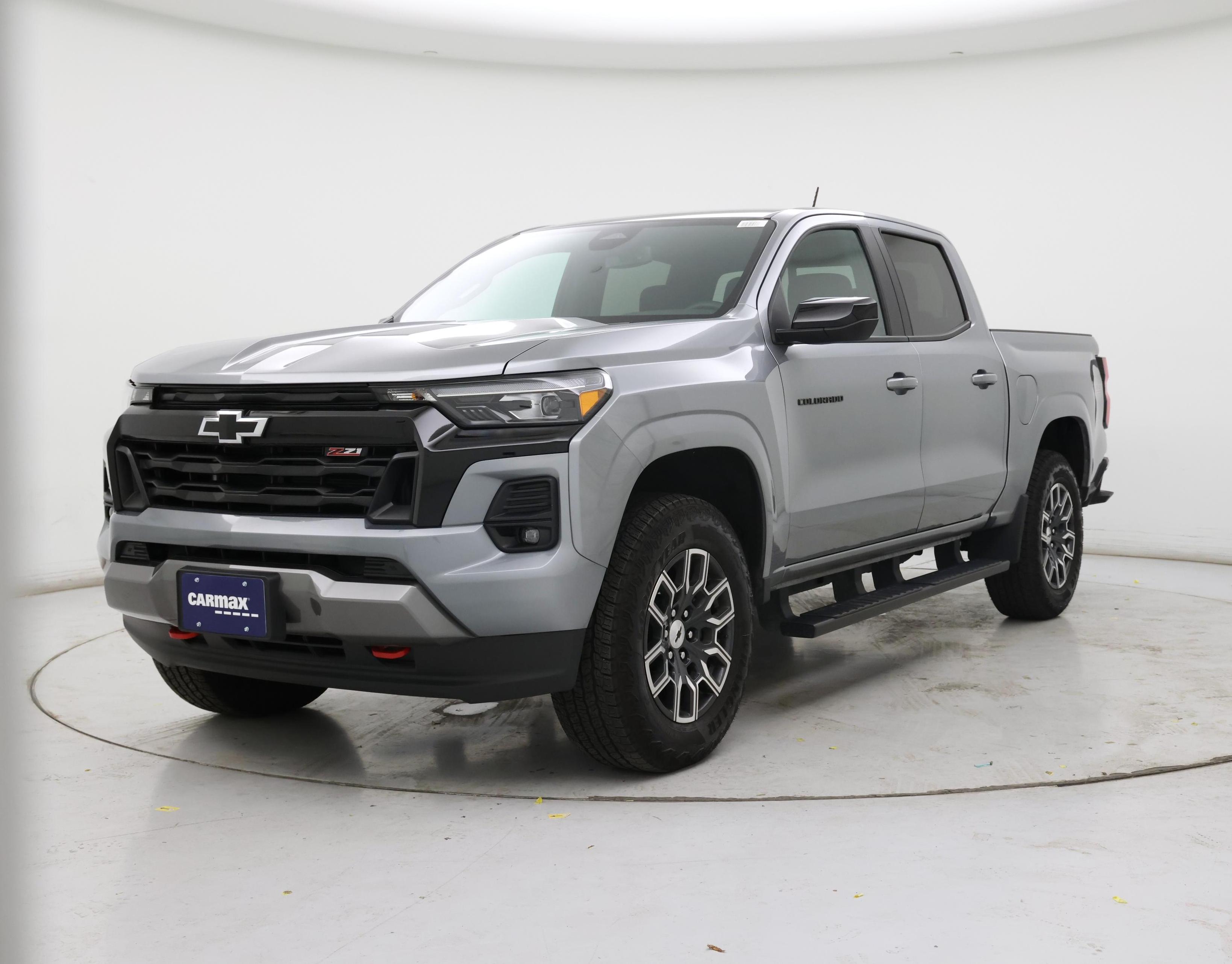 Thumbnail: 2024 Chevrolet Colorado - 4