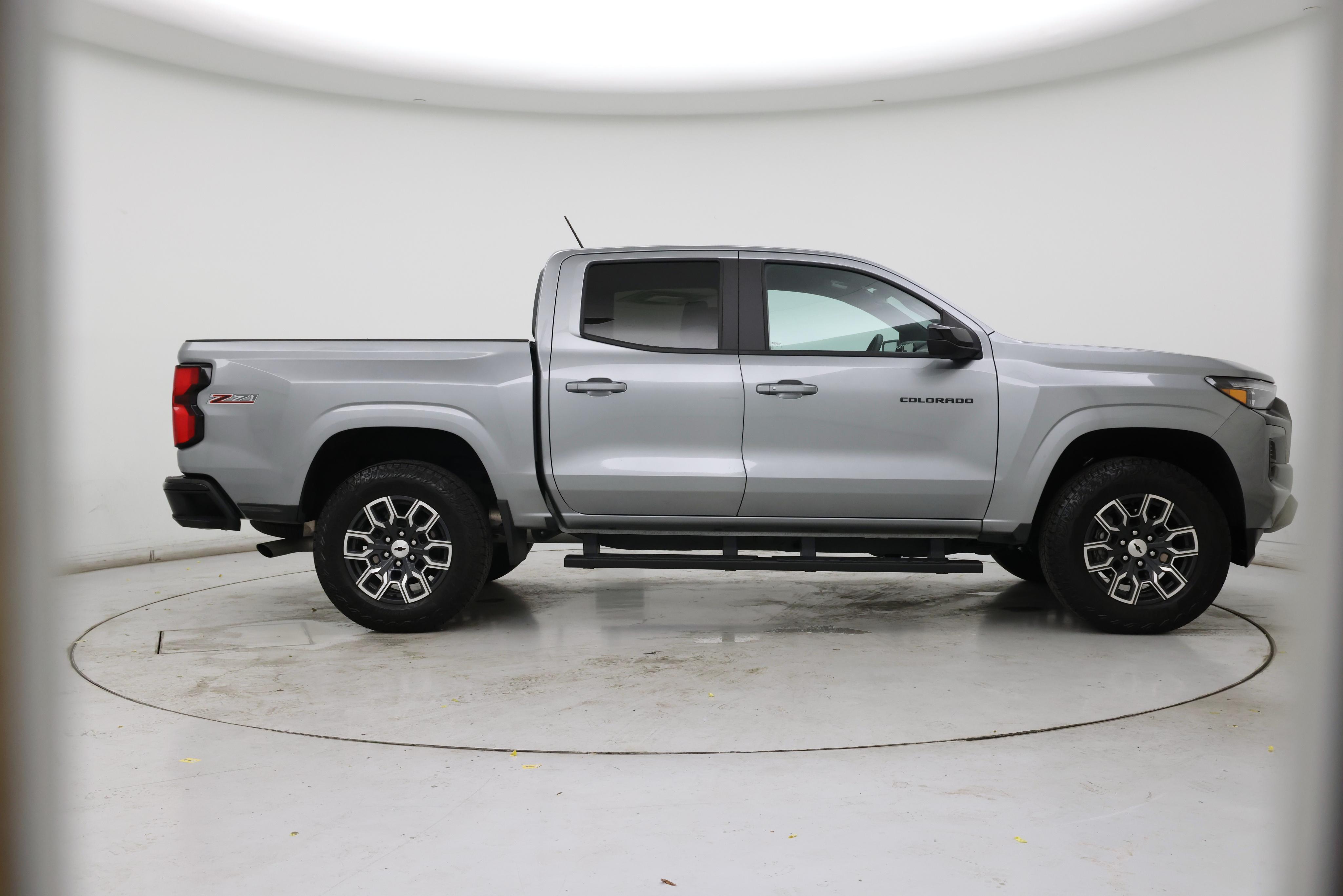 Thumbnail: 2024 Chevrolet Colorado - 7