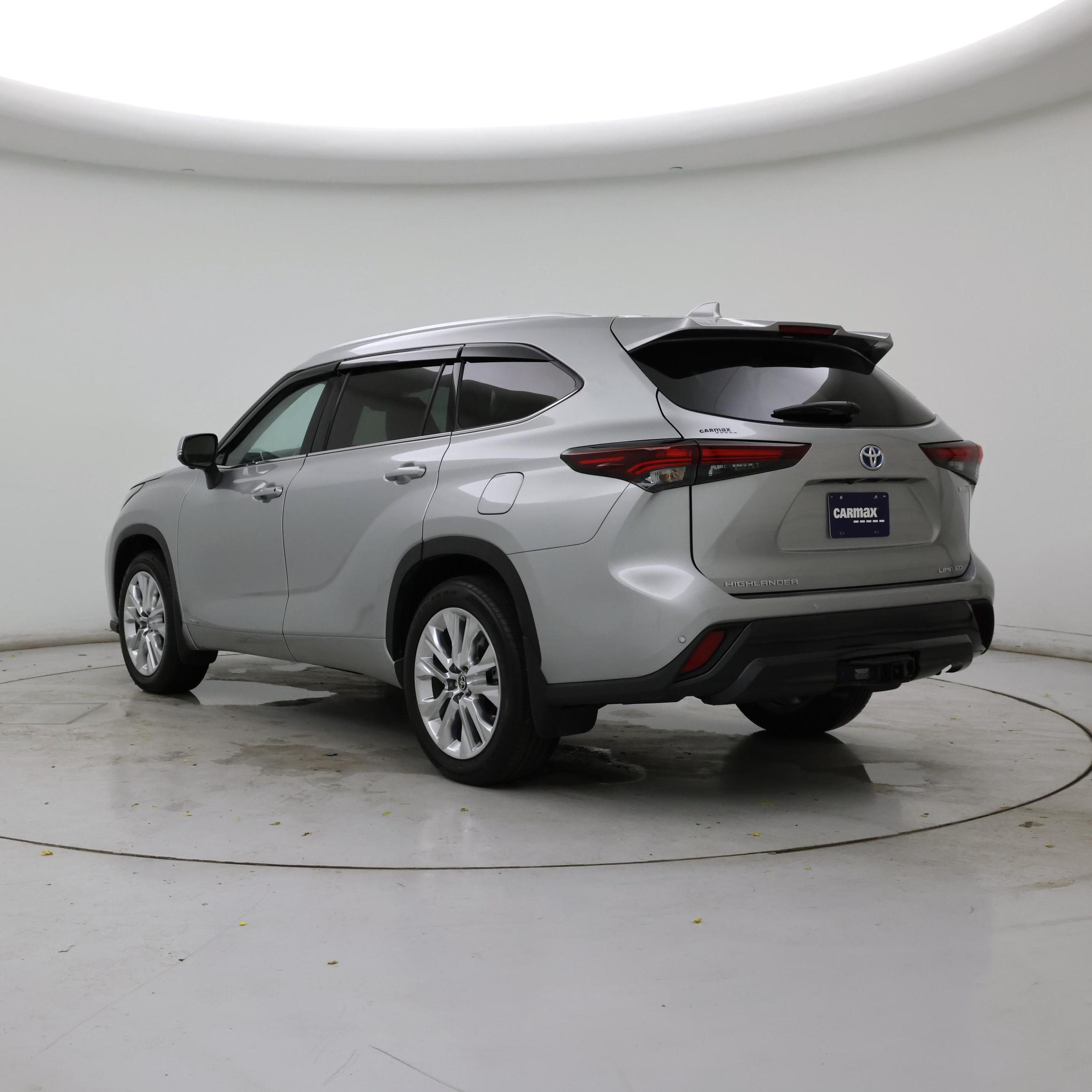 Thumbnail: 2024 Toyota Highlander - 2