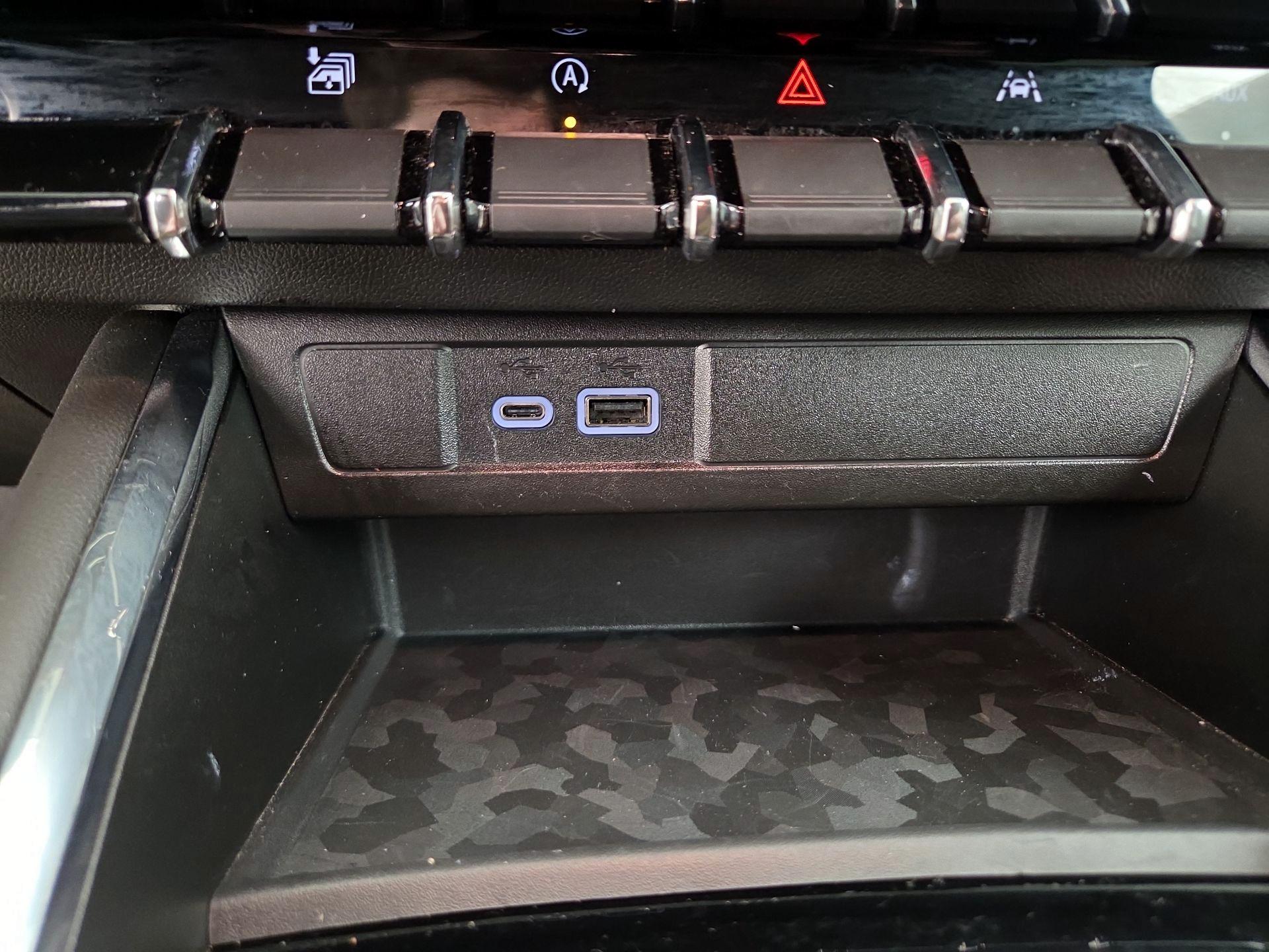 Thumbnail: 2024 GMC Canyon - 19