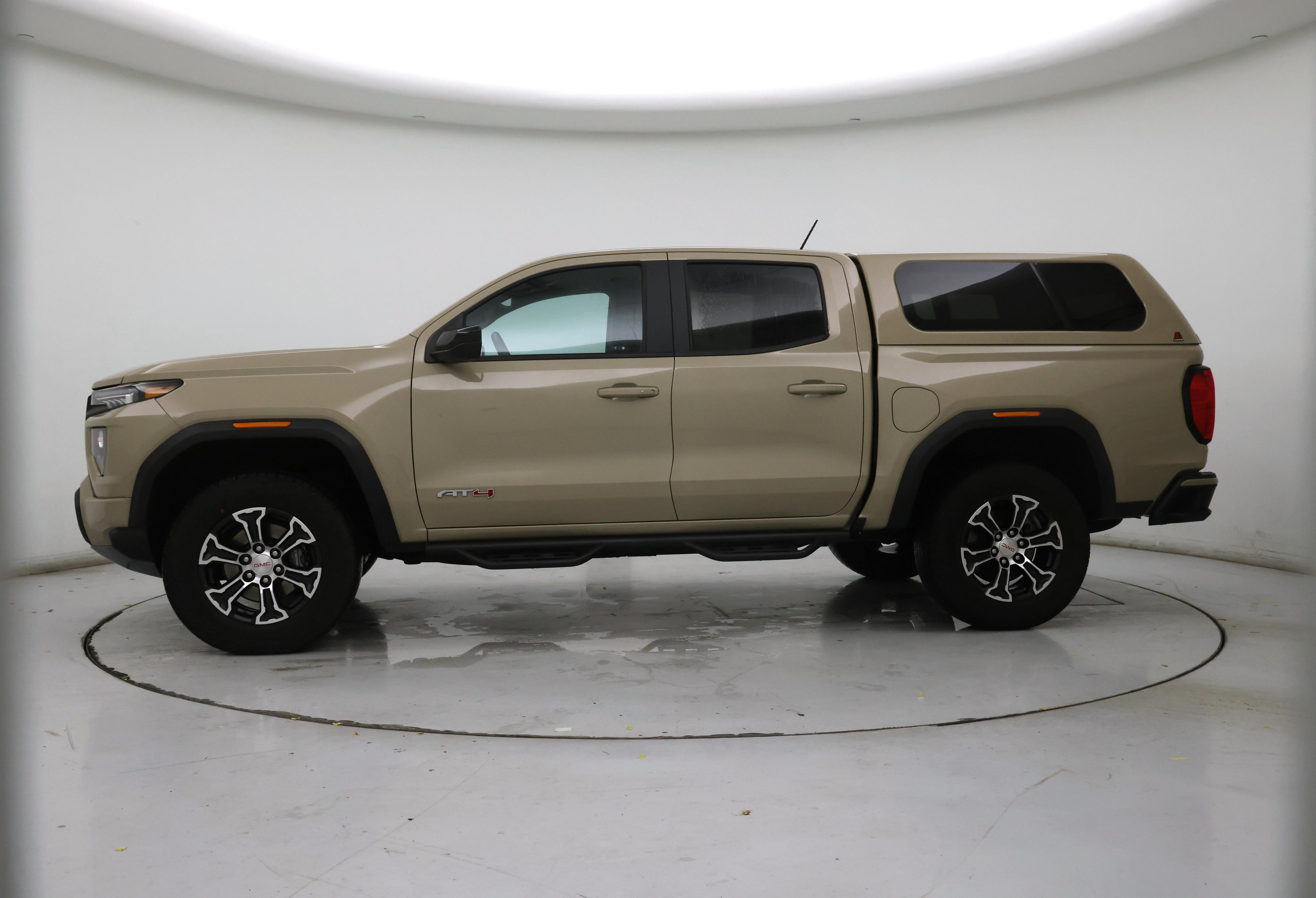 Thumbnail: 2024 GMC Canyon - 3