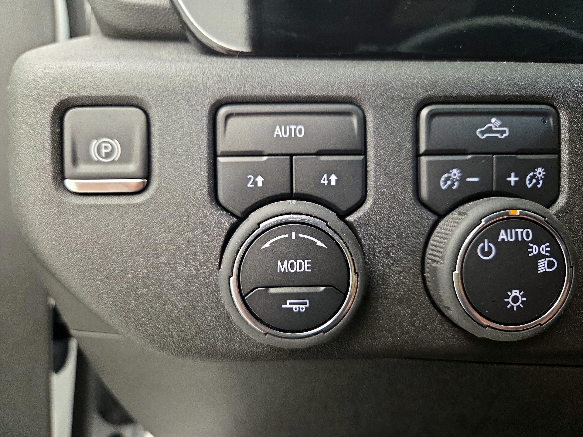 Thumbnail: 2025 Chevrolet Silverado 1500 - 11