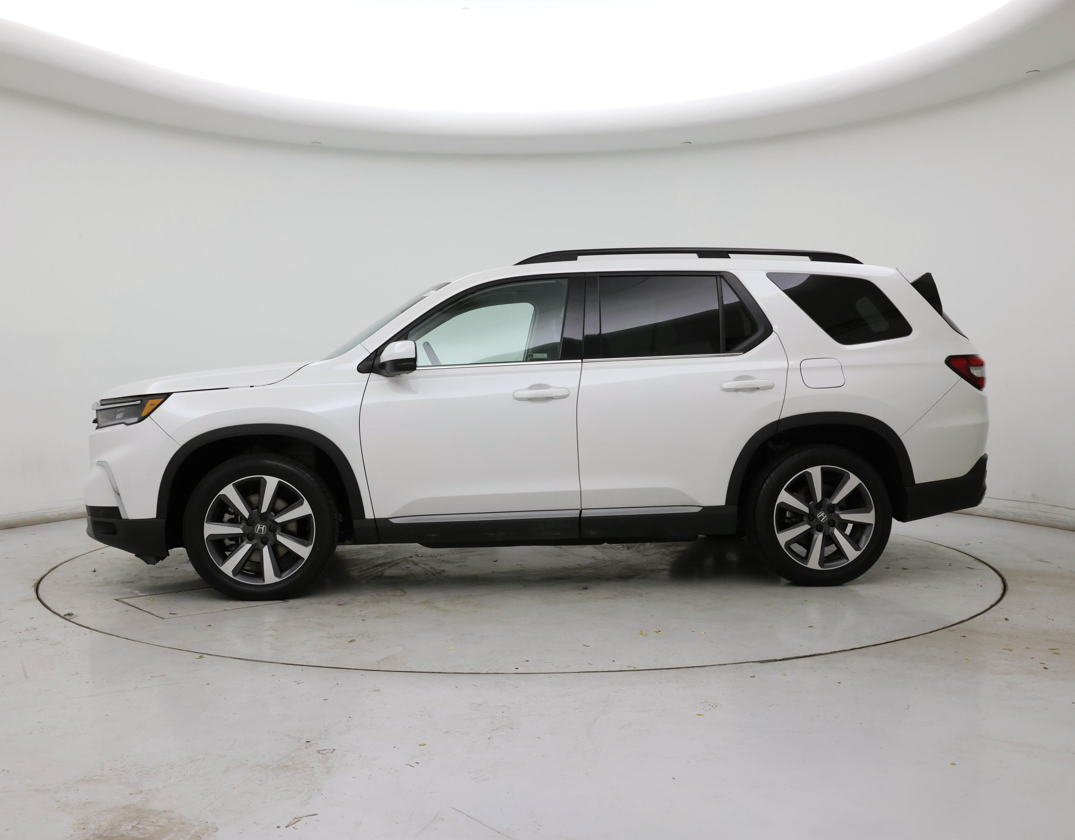 Thumbnail: 2025 Honda Pilot - 3