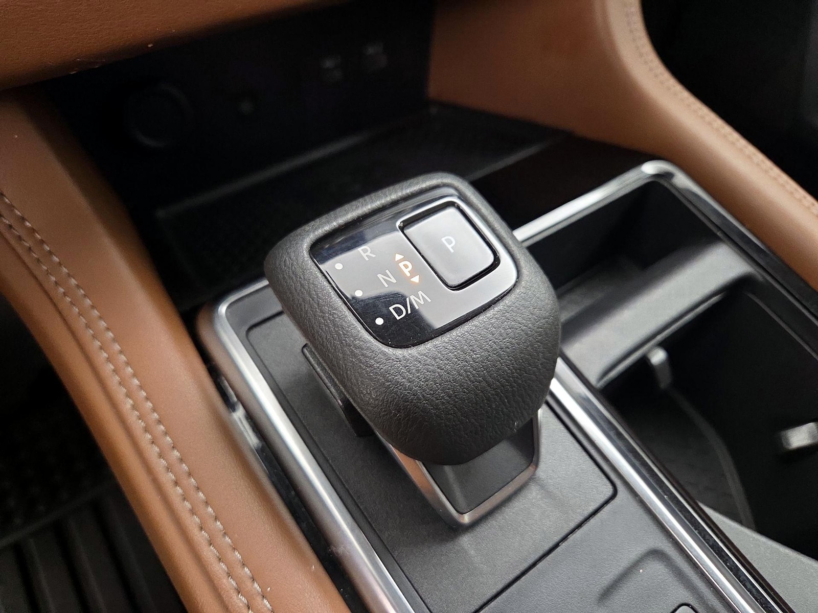2024 Nissan Pathfinder Platinum - Photo 19