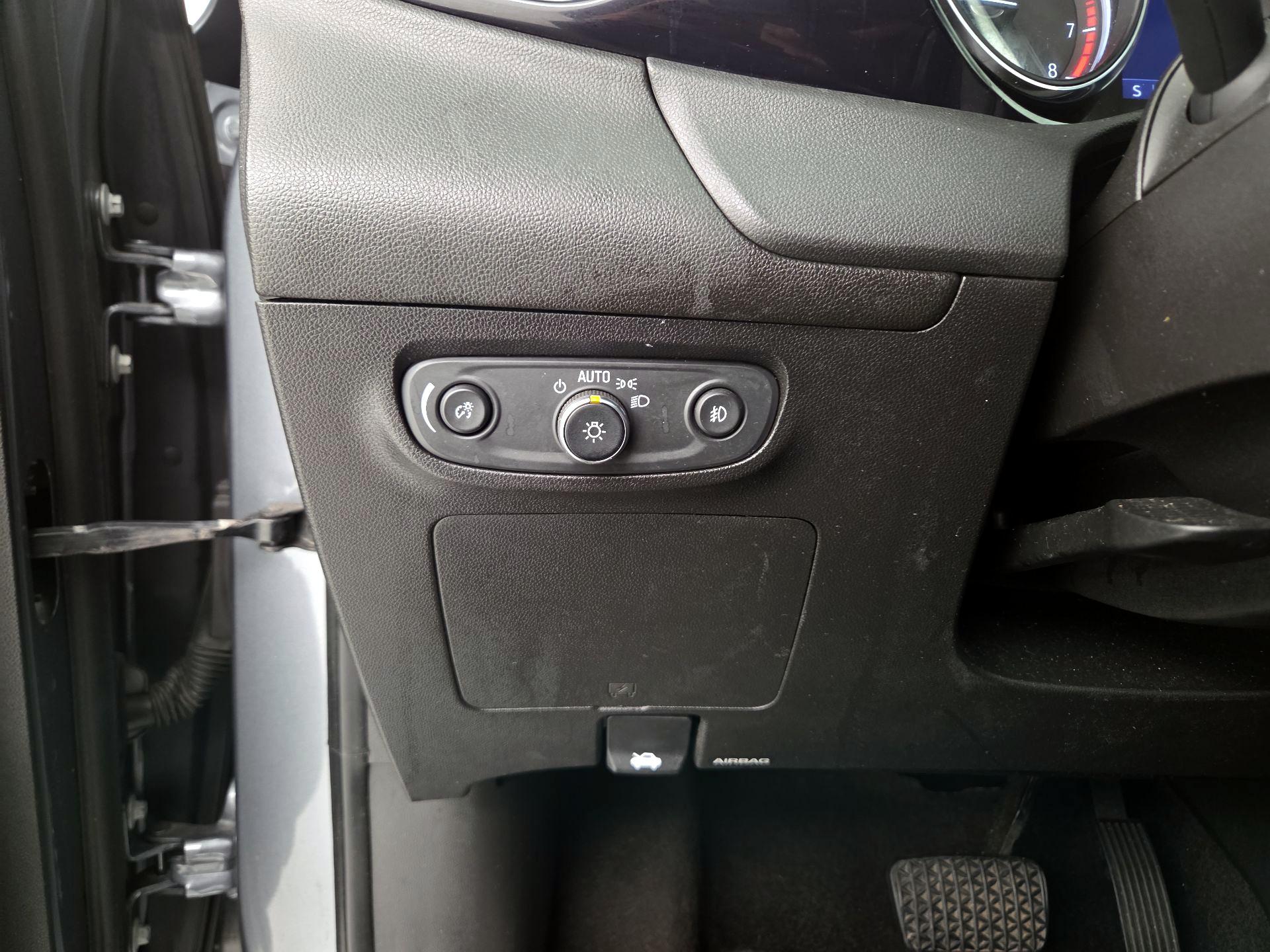 Thumbnail: 2020 Buick Encore GX - 13