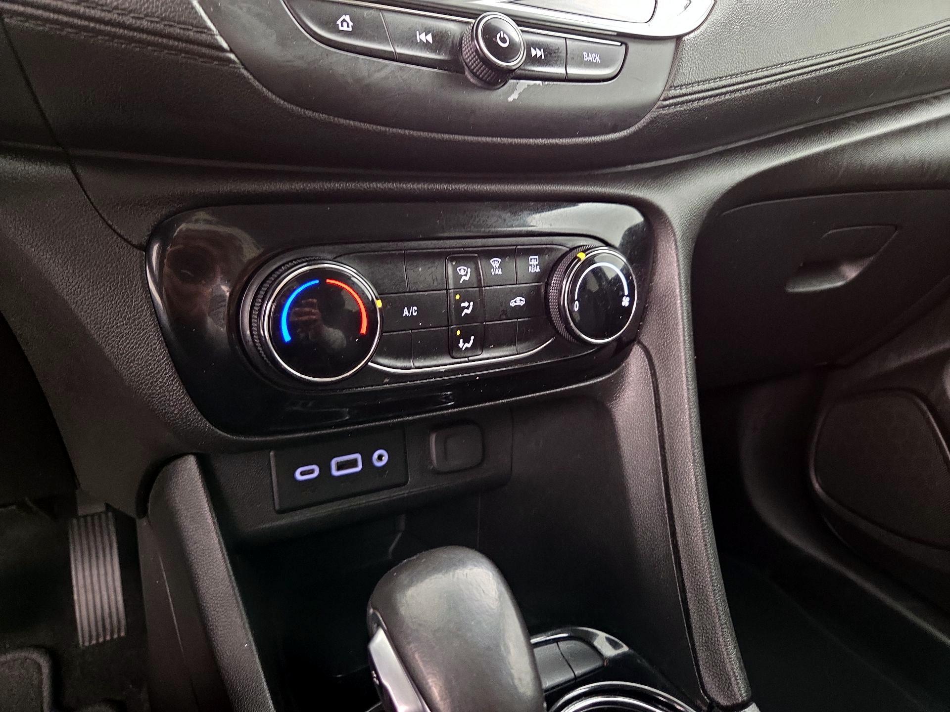 Thumbnail: 2020 Buick Encore GX - 16