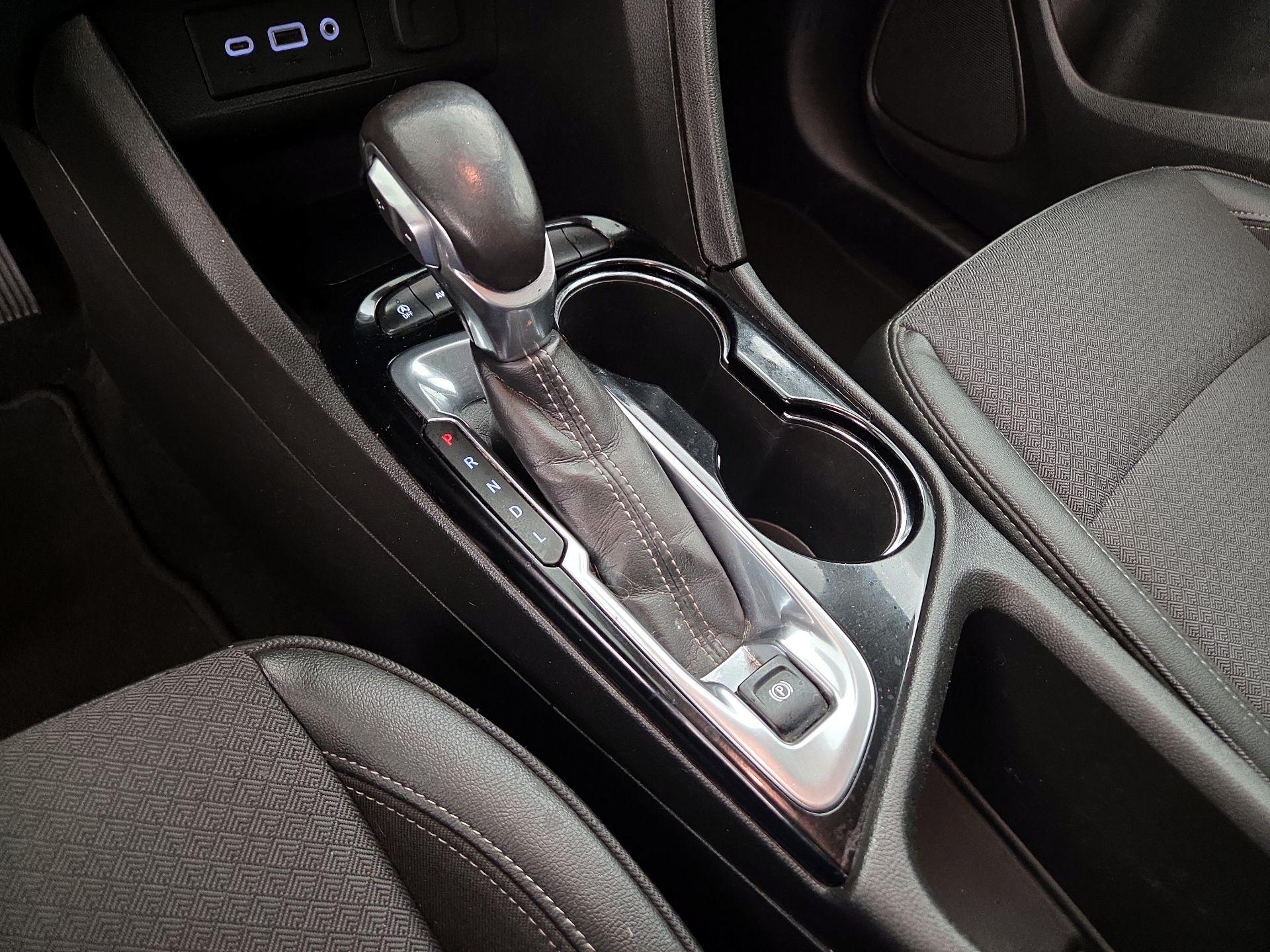 Thumbnail: 2020 Buick Encore GX - 17