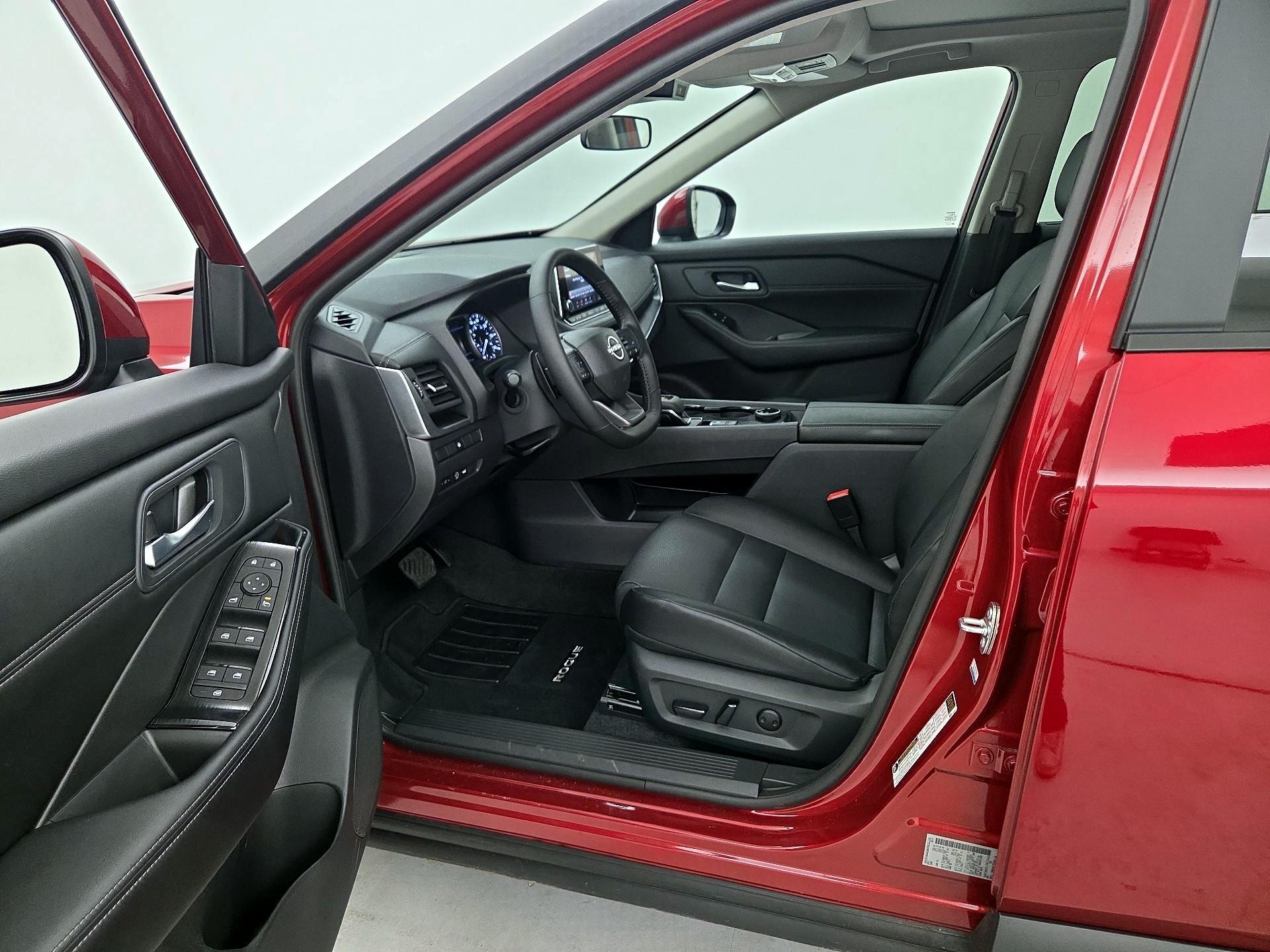 Thumbnail: 2025 Nissan Rogue - 9