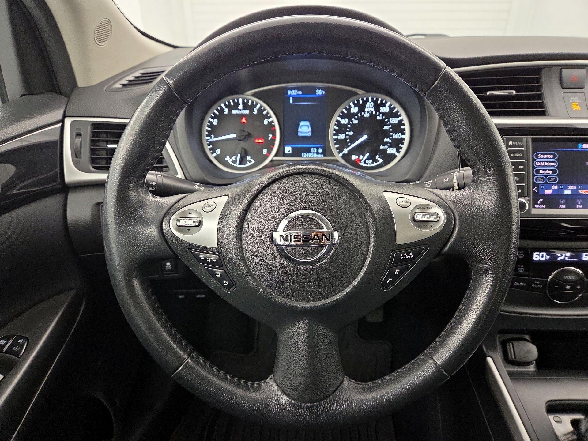 Thumbnail: 2019 Nissan Sentra - 10