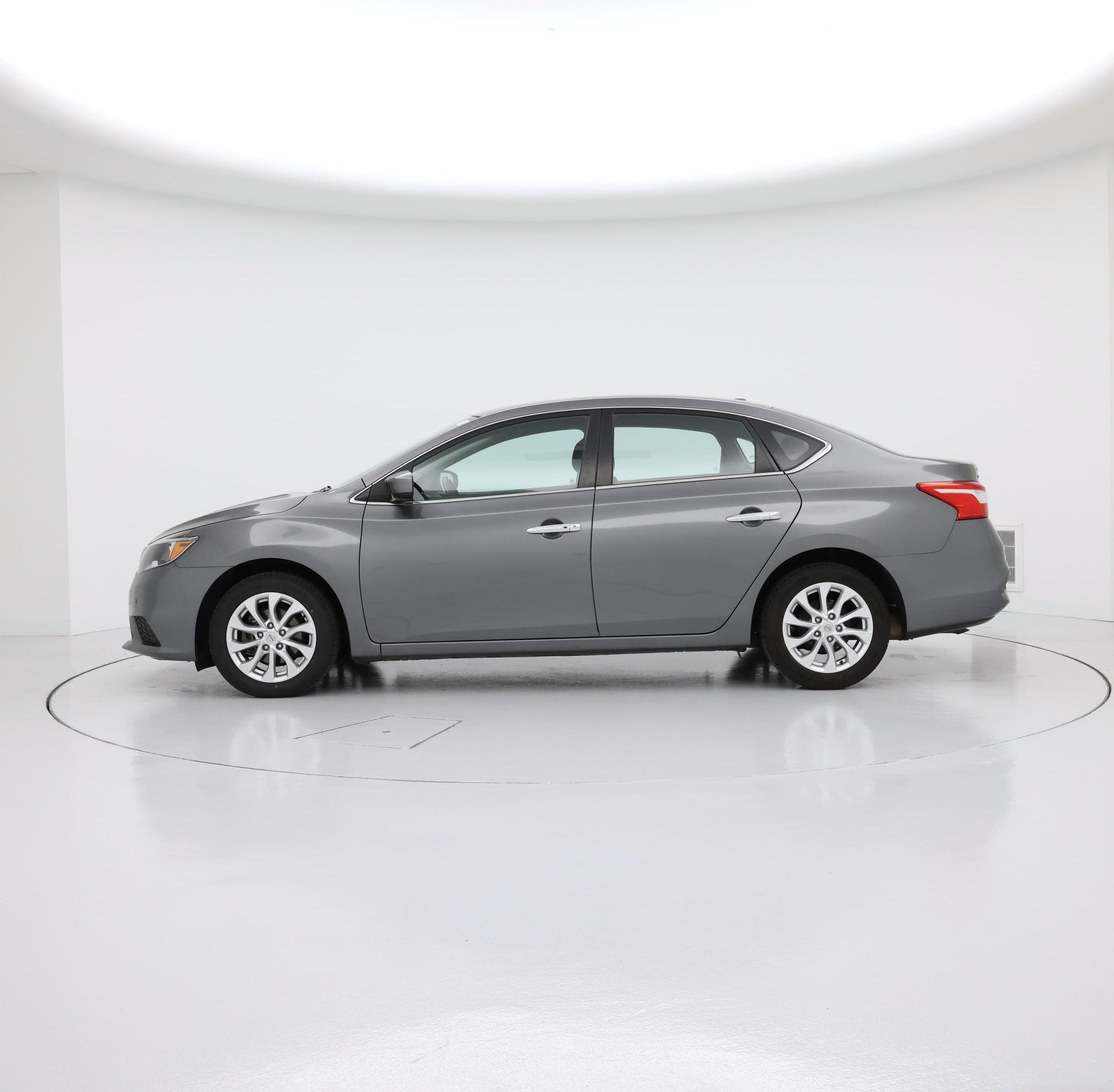 Thumbnail: 2019 Nissan Sentra - 3