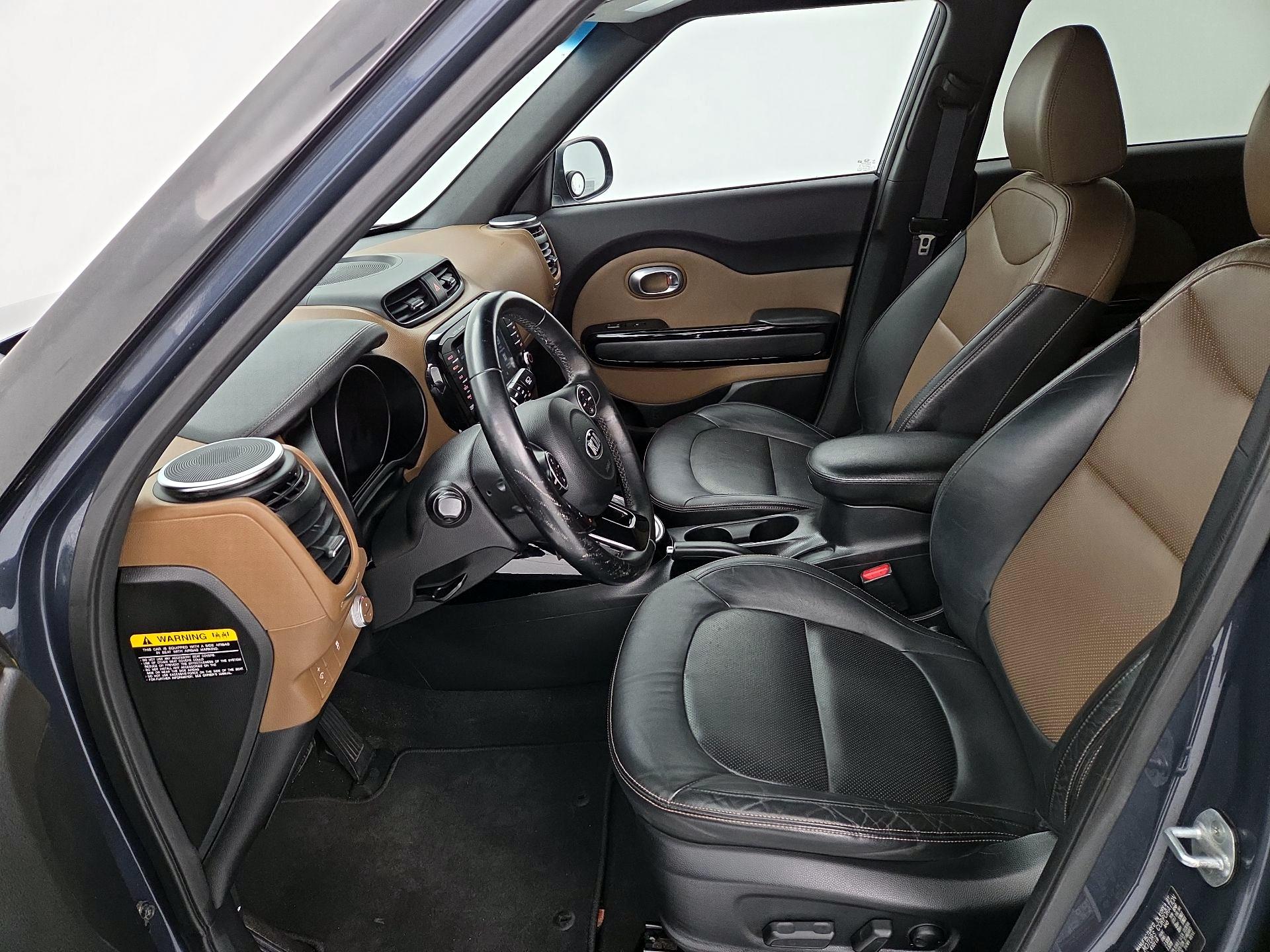 Thumbnail: 2016 Kia Soul - 11