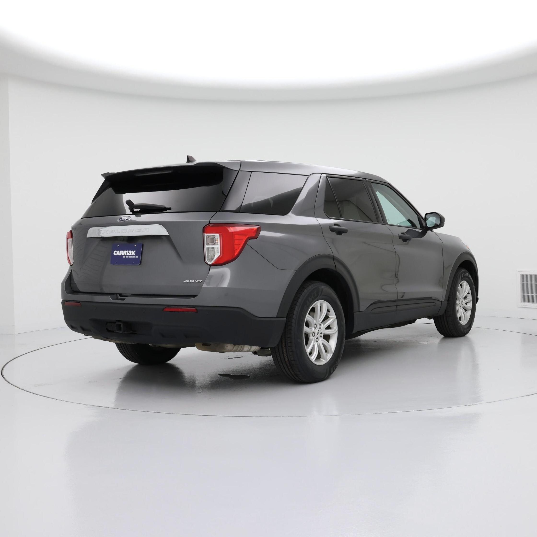 Thumbnail: 2021 Ford Explorer - 8