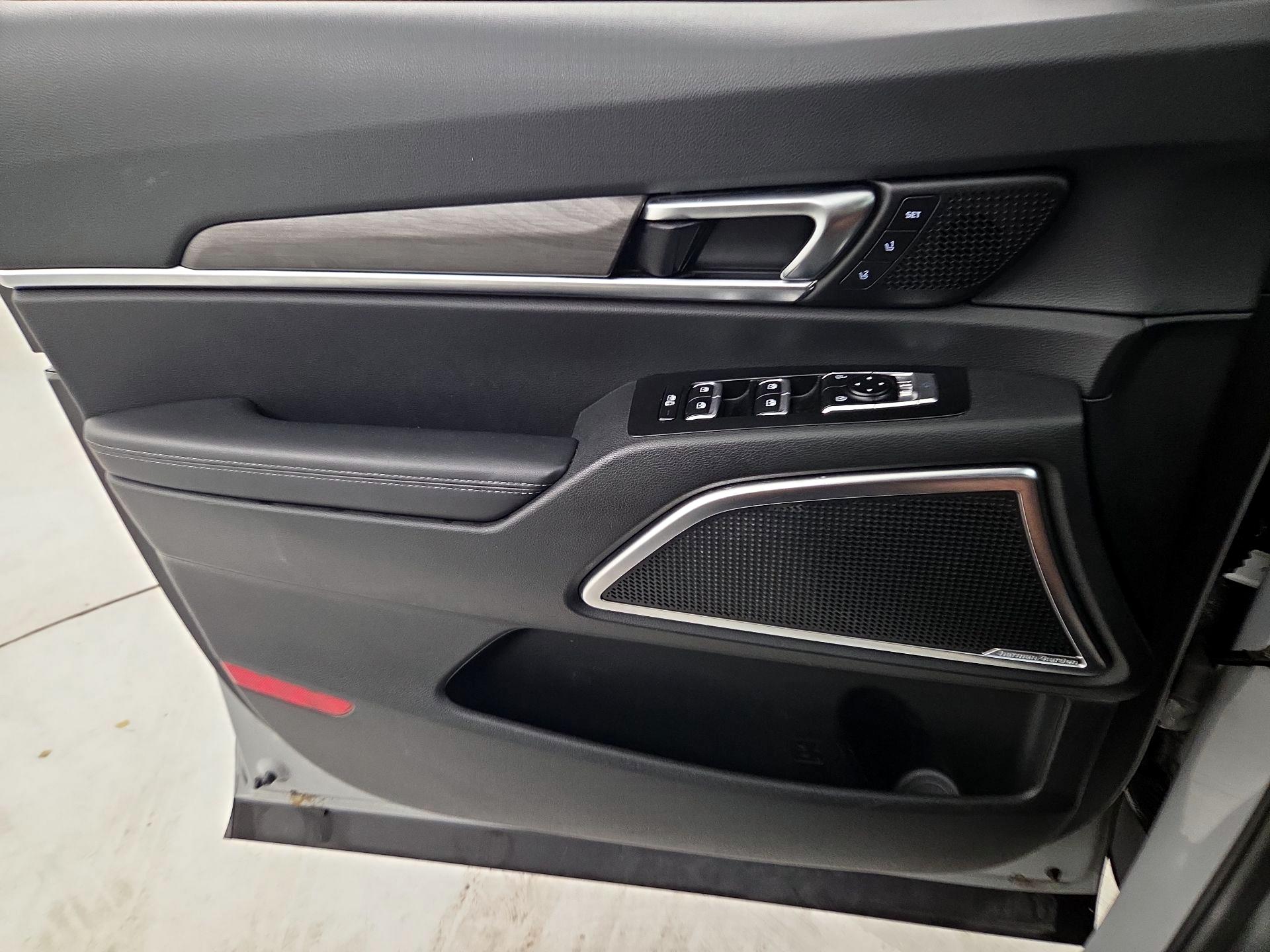 Thumbnail: 2024 Kia Telluride - 10