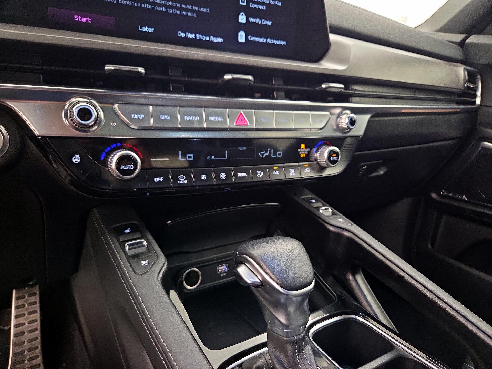 Thumbnail: 2024 Kia Telluride - 15