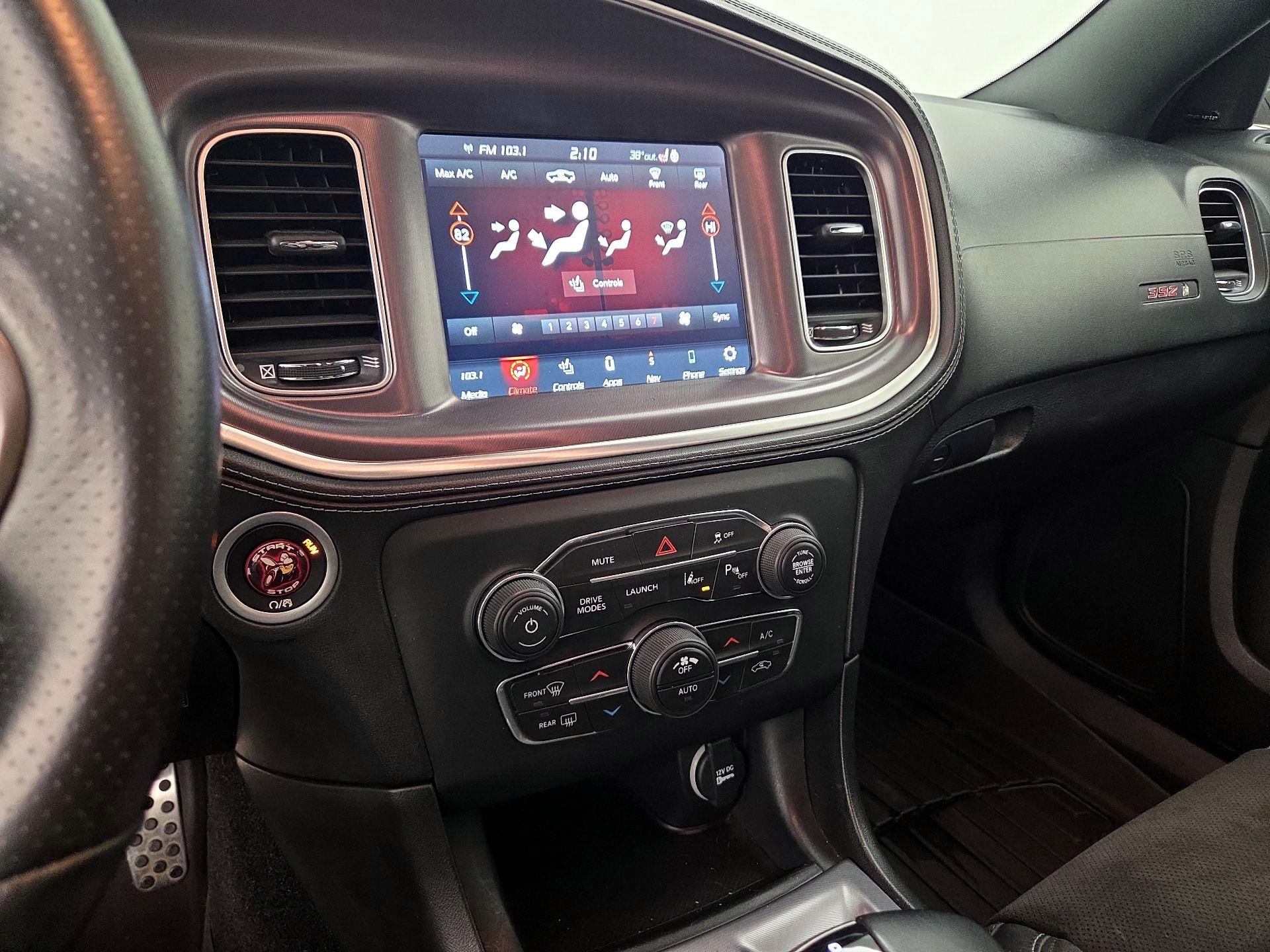 Thumbnail: 2020 Dodge Charger - 17